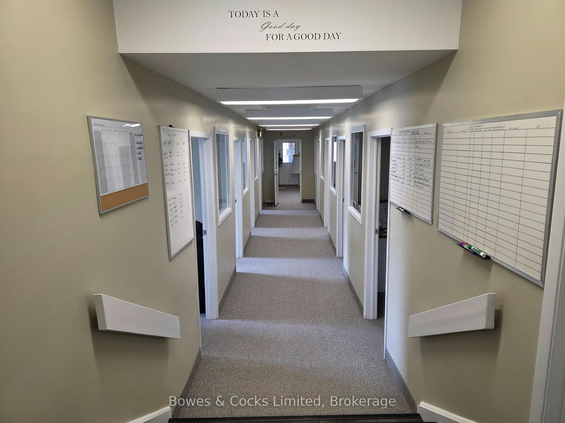 341 Charlotte Street 2nd Floor, Peterborough, ON K9J 3R2, Peterborough — photo 1