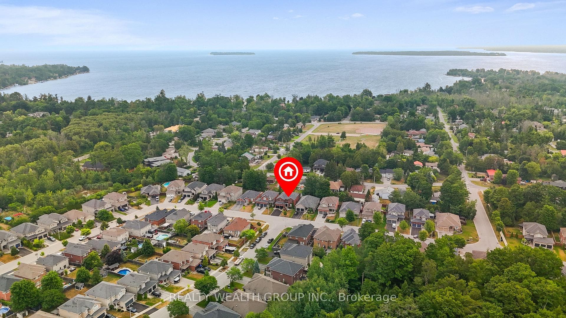 896 Booth Avenue, Innisfil, ON L9S 0A6, Innisfil — photo 1
