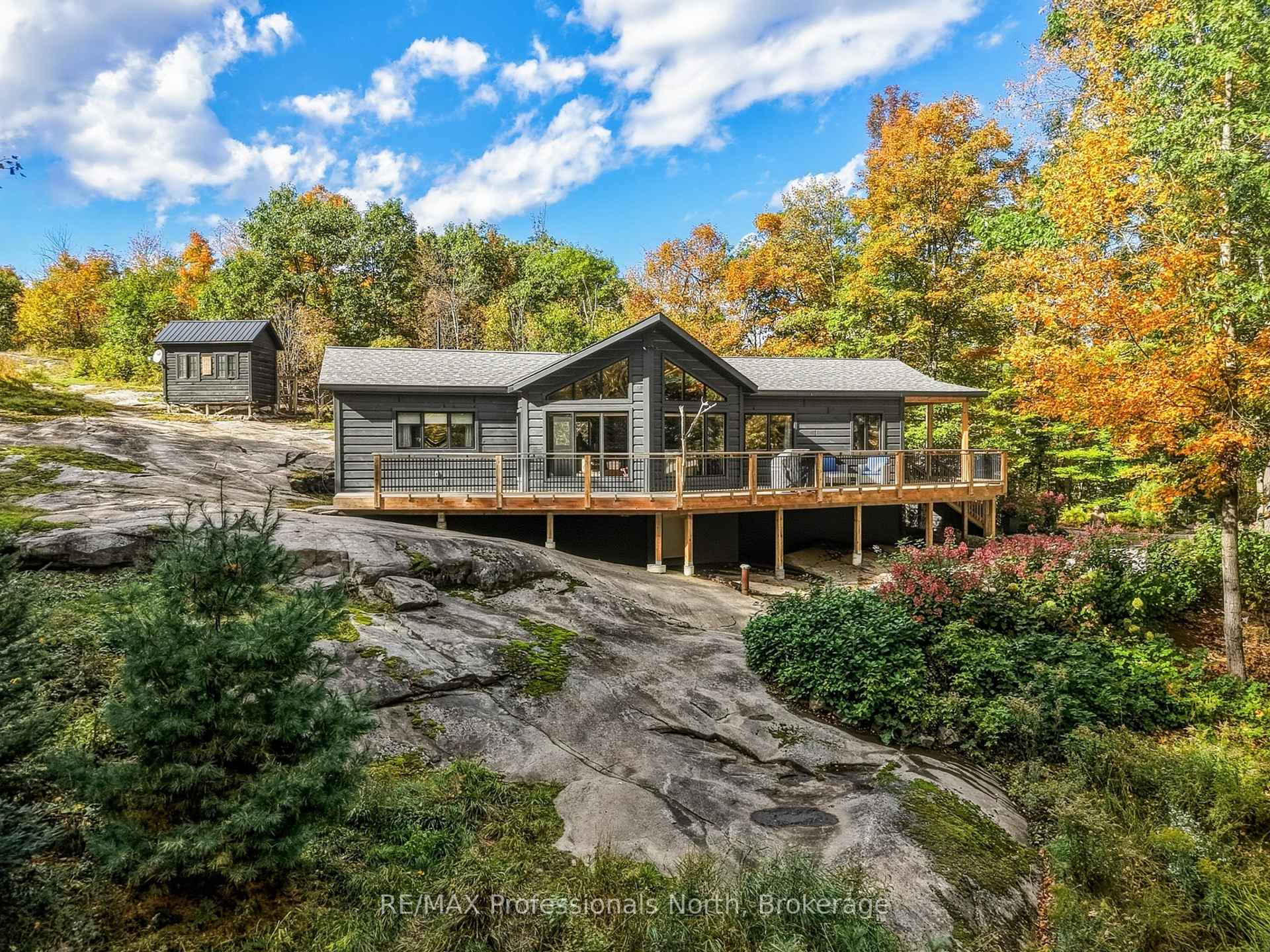 1266 North Shore Road, Muskoka Lakes, ON P0B 1M0, Muskoka Lakes — photo 1