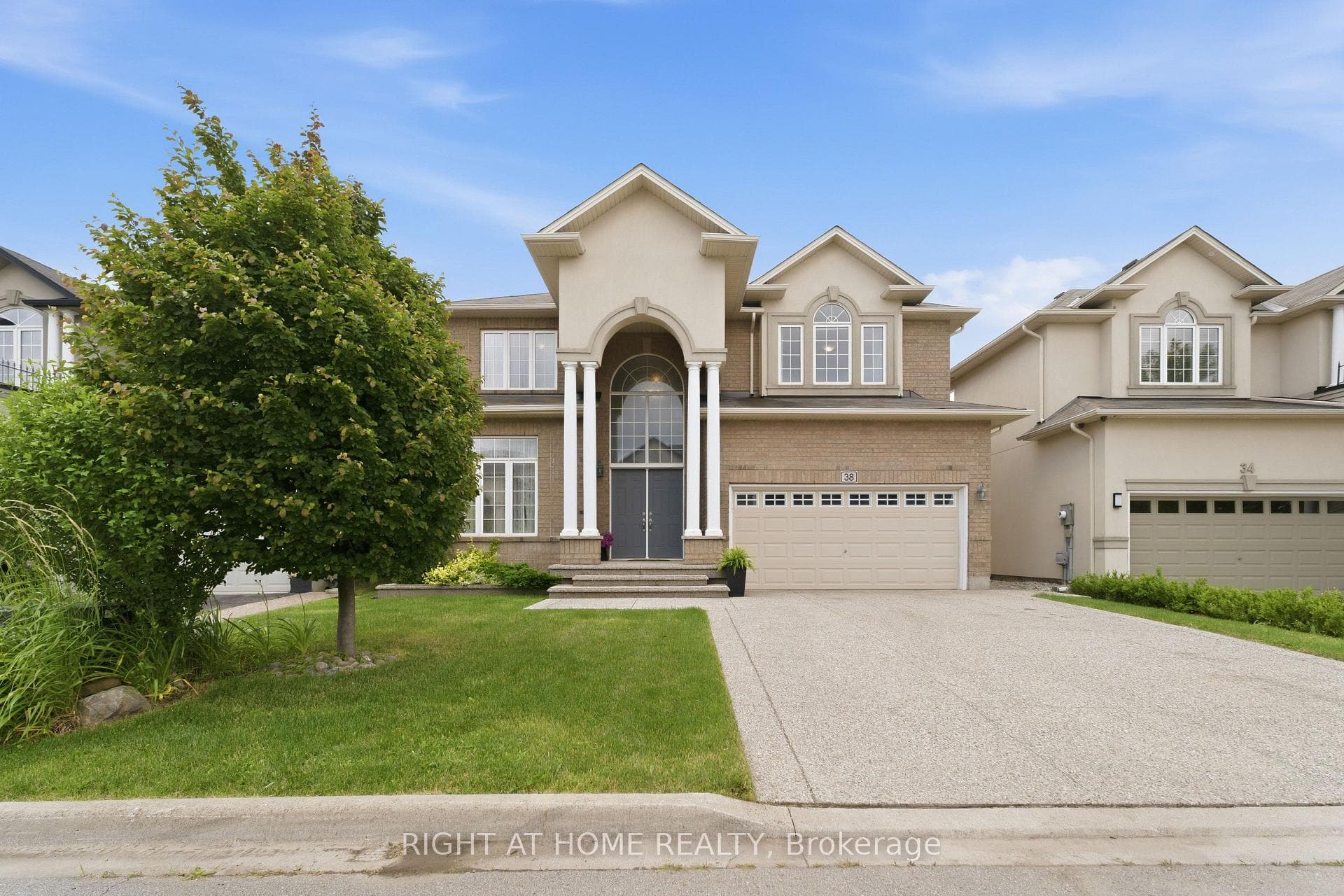 38 Weaver Drive, Hamilton, ON L9K 0G3, Hamilton — photo 1