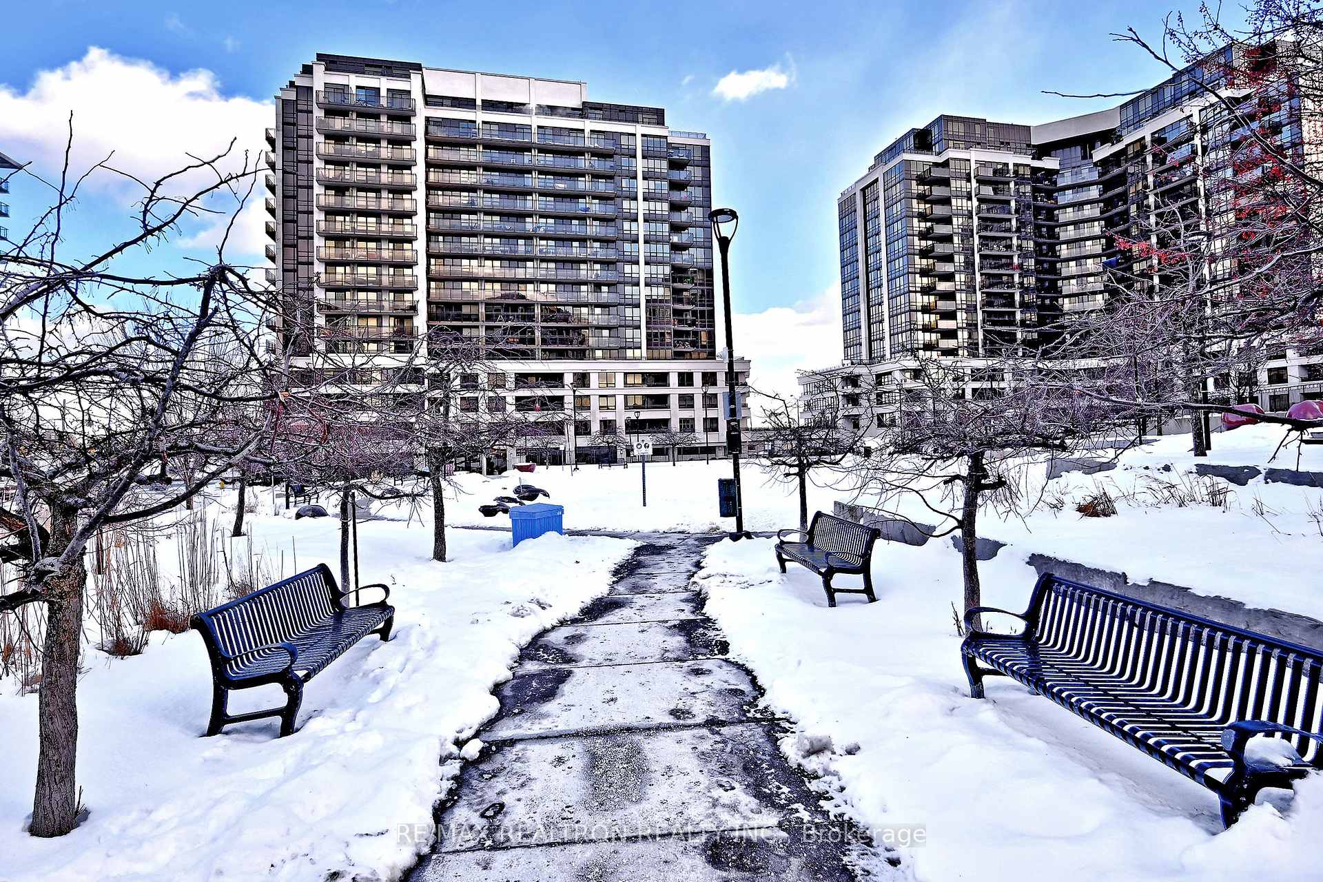 1 De Boers Drive 814, Toronto, ON L4J 6X1, Toronto W05 — photo 1
