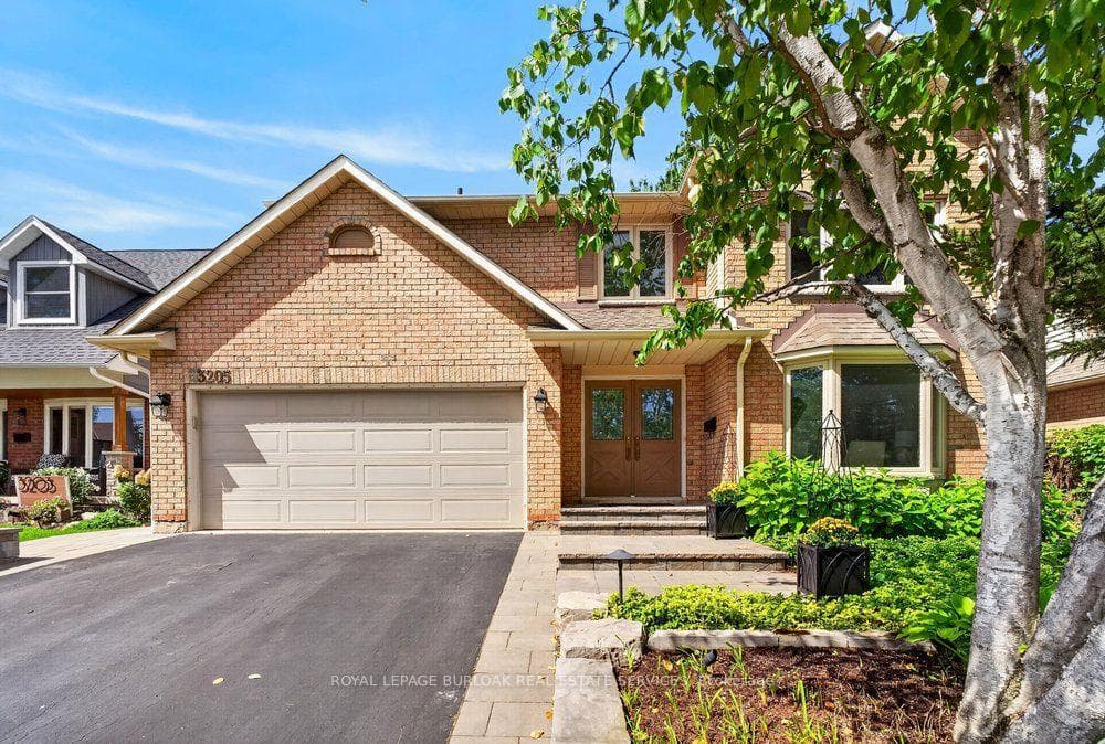 3205 Tania Crescent, Burlington, ON L7M 3M7
