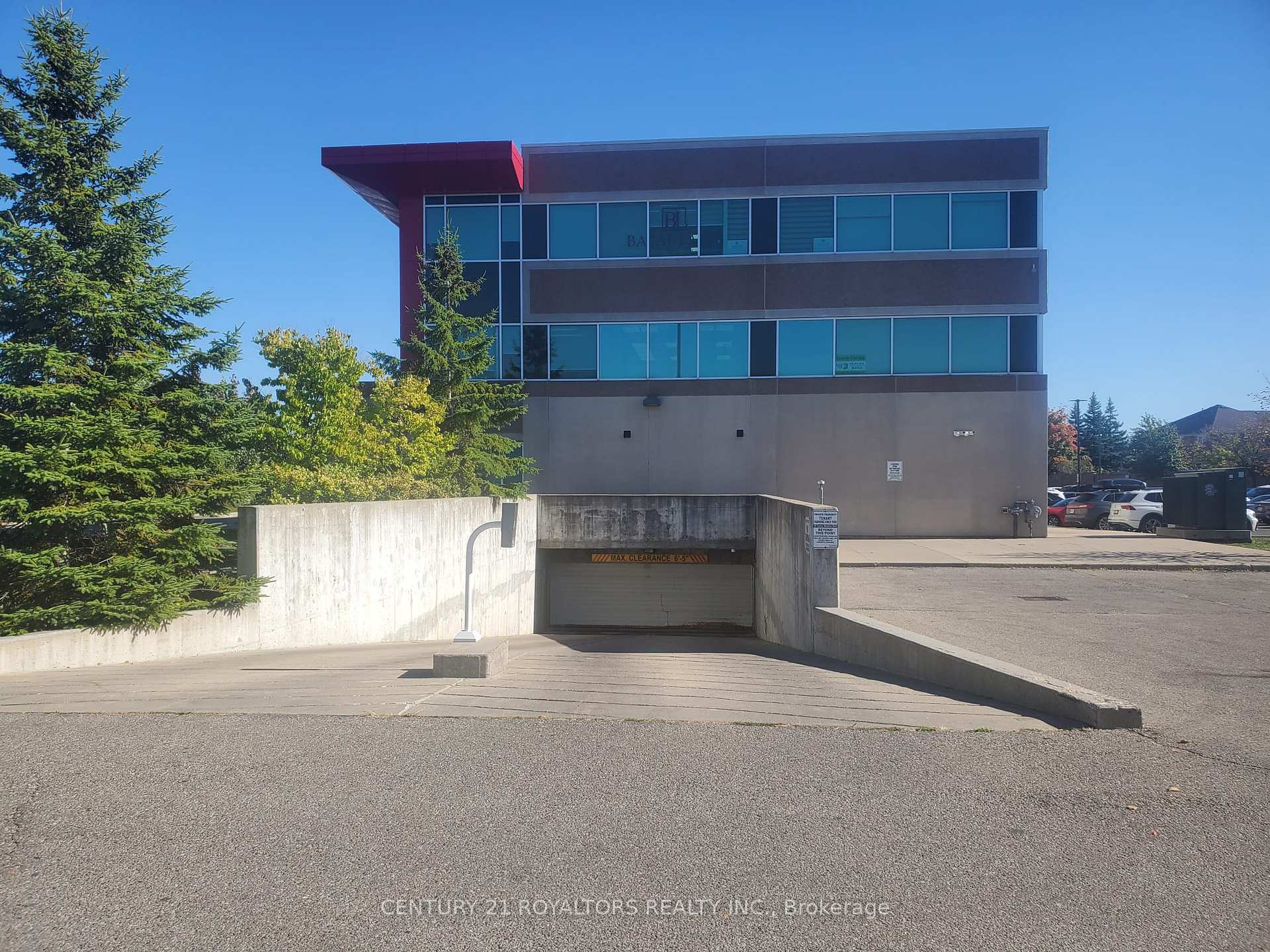 50 Sunny Meadow Boulevard N 118, Brampton, ON L6R 0Y7, Brampton — photo 1