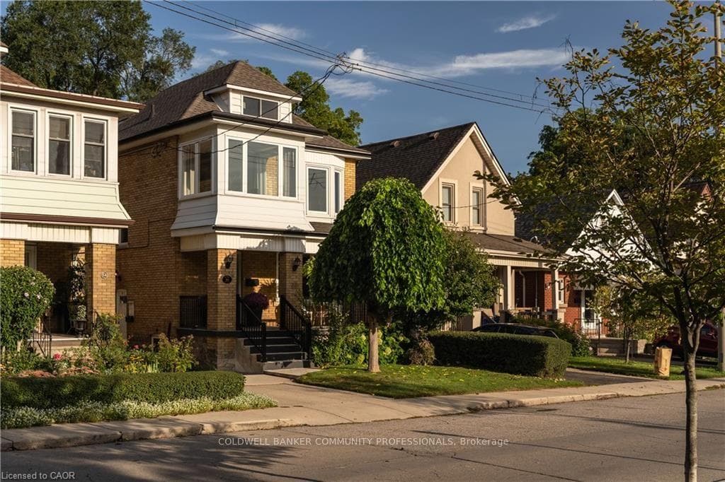 50 Norway Avenue, Hamilton, ON L8M 2V7