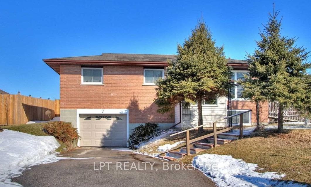 7 Champlain Boulevard, Kawartha Lakes, ON K9V 4R1, Kawartha Lakes — photo 1