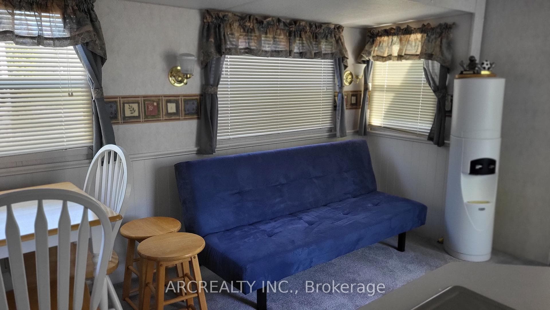 147 Horseshoe Circle, Georgina, ON L0E 1N0, Georgina — photo 1