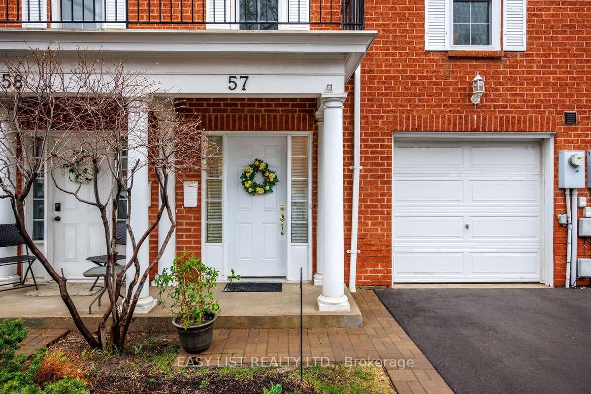 57 Stornwood Court, Brampton, ON L6W 4J1, Brampton — photo 1