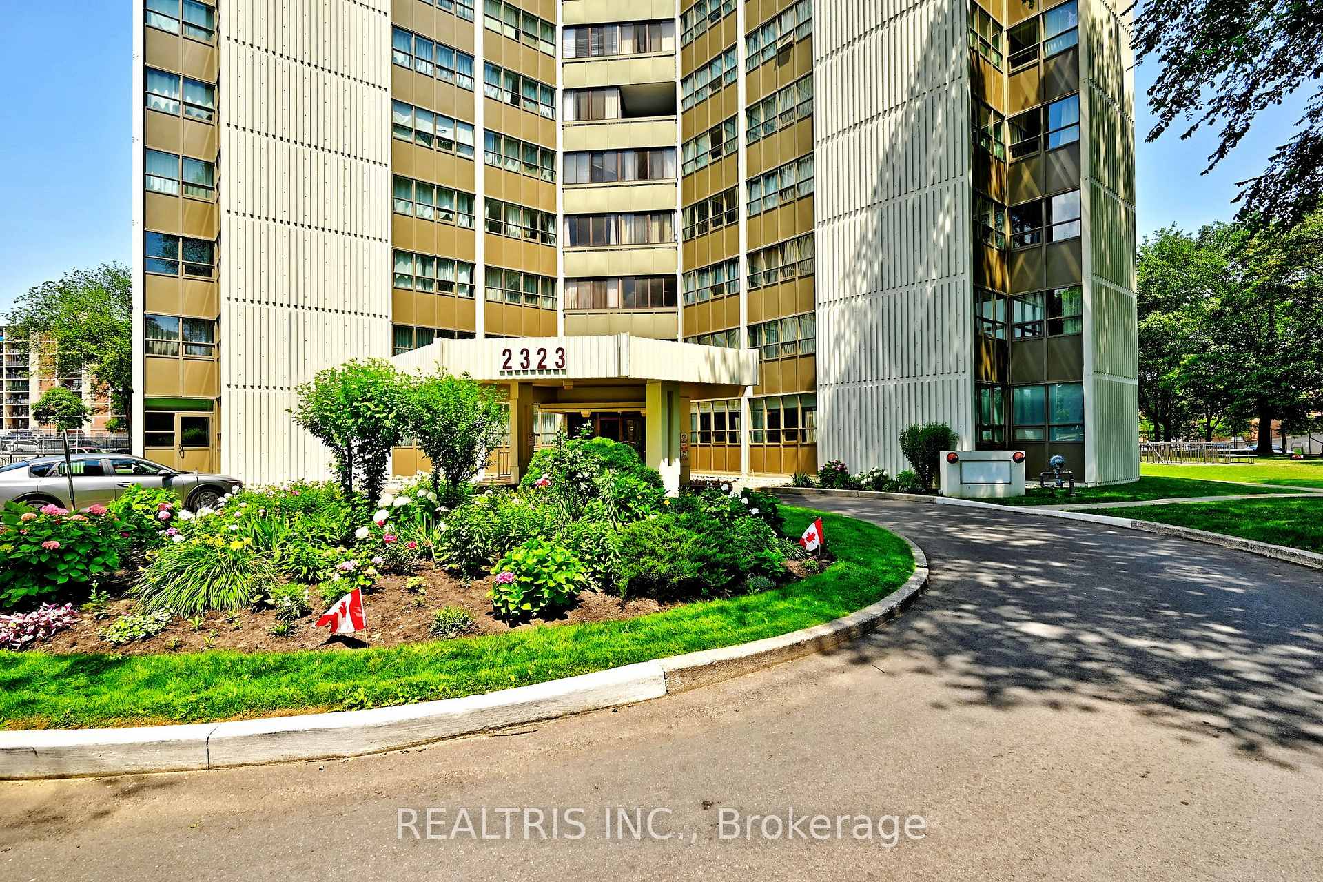 2323 Confederation Parkway 807, Mississauga, ON L5B 1R6, Mississauga — photo 1