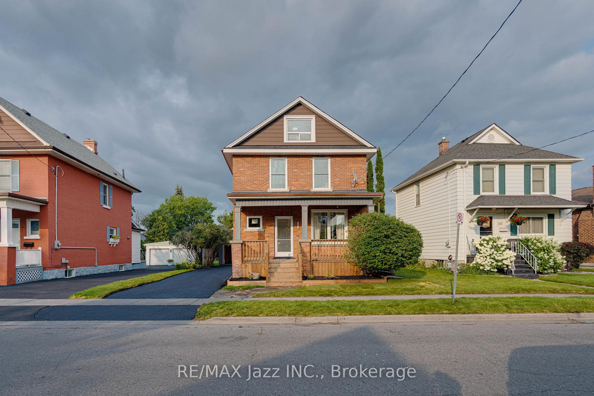 151 Burk Street, Oshawa, ON L1J 4C2, Oshawa — photo 1