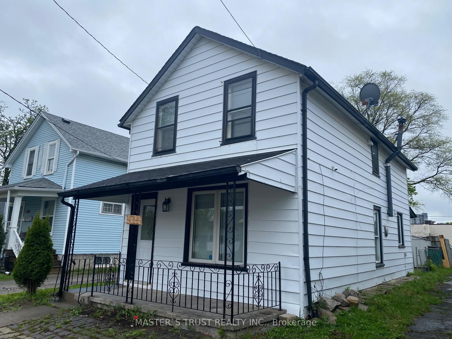 4744 Park Street, Niagara Falls, ON L2E 2R1, Niagara Falls — photo 1