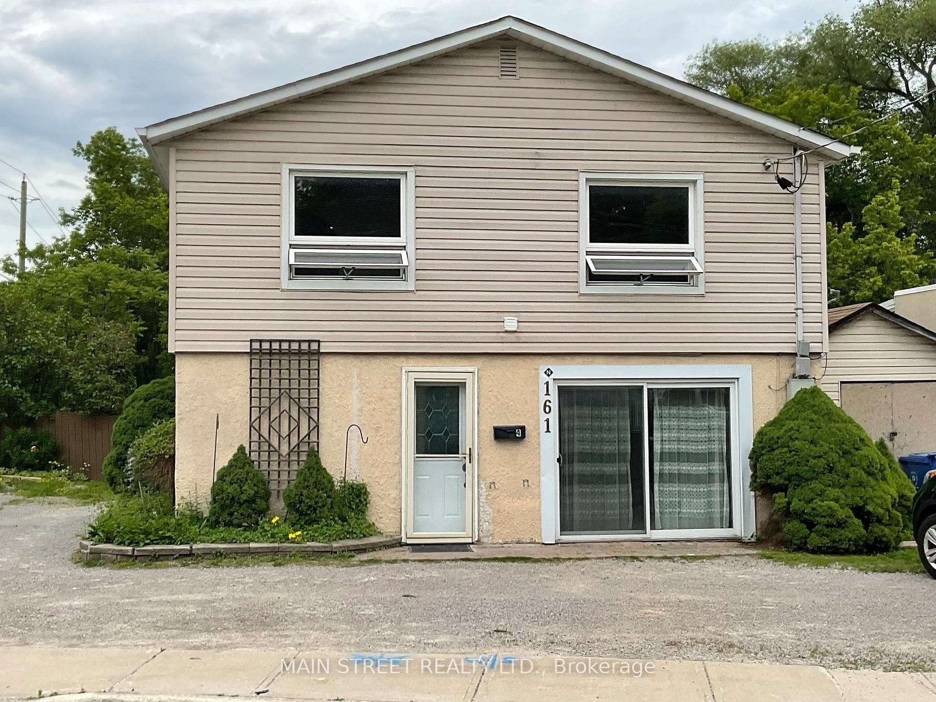 161 CHARLOTTE Street UPPER, Newmarket, ON L3Y 3S7, Newmarket — photo 1