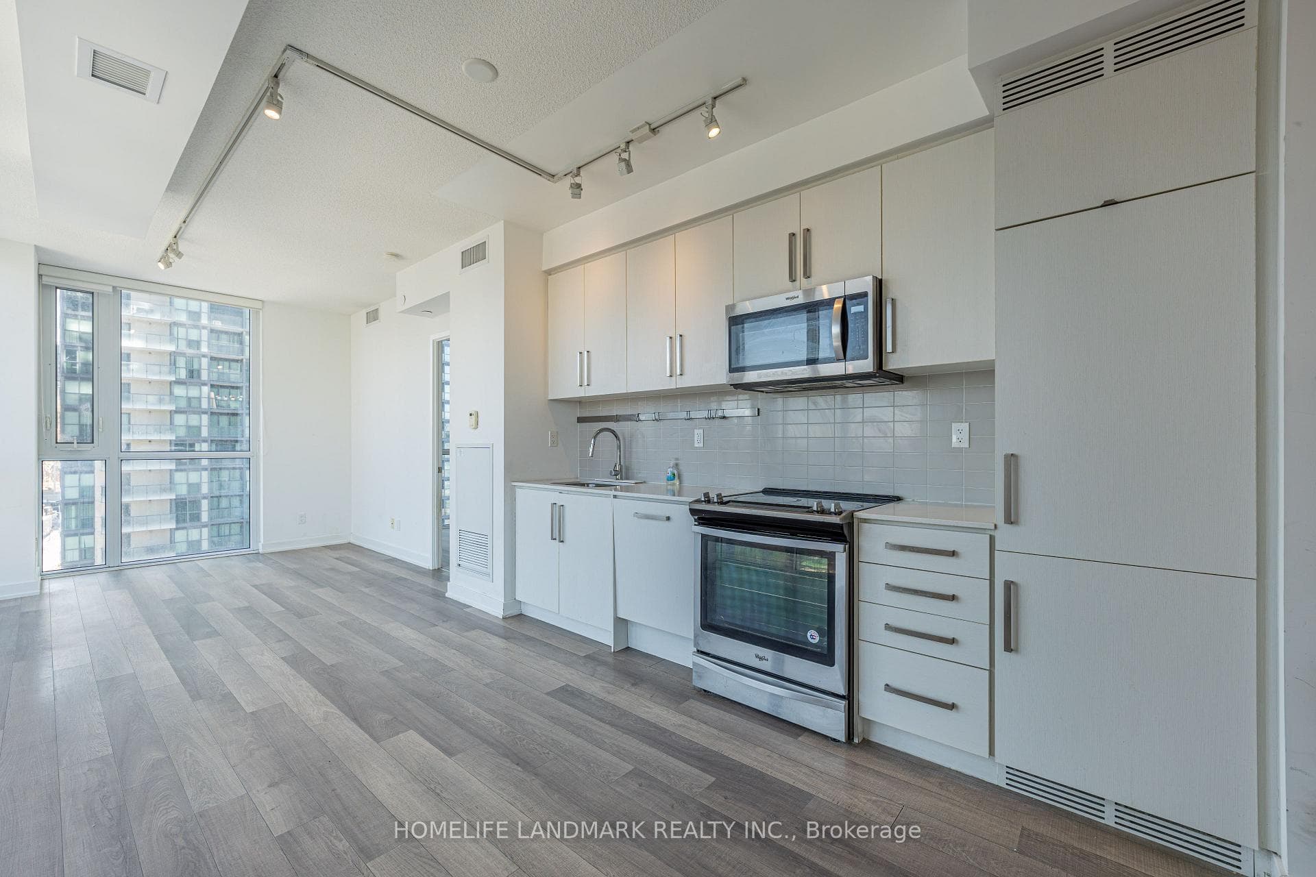 5180 Yonge Street 1207, Toronto, ON M2N 0K5, Toronto C07 — photo 1