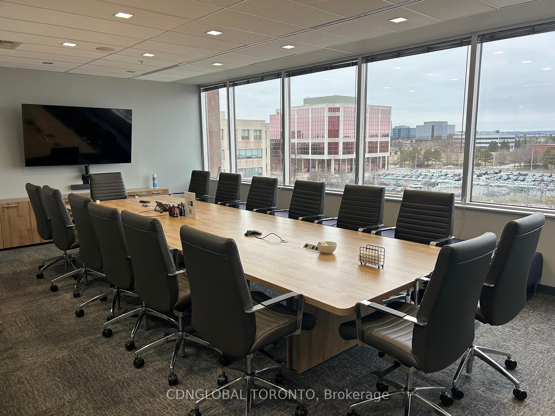 15 Allstate Parkway 501, Markham, ON L3R 5B4, Markham — photo 1