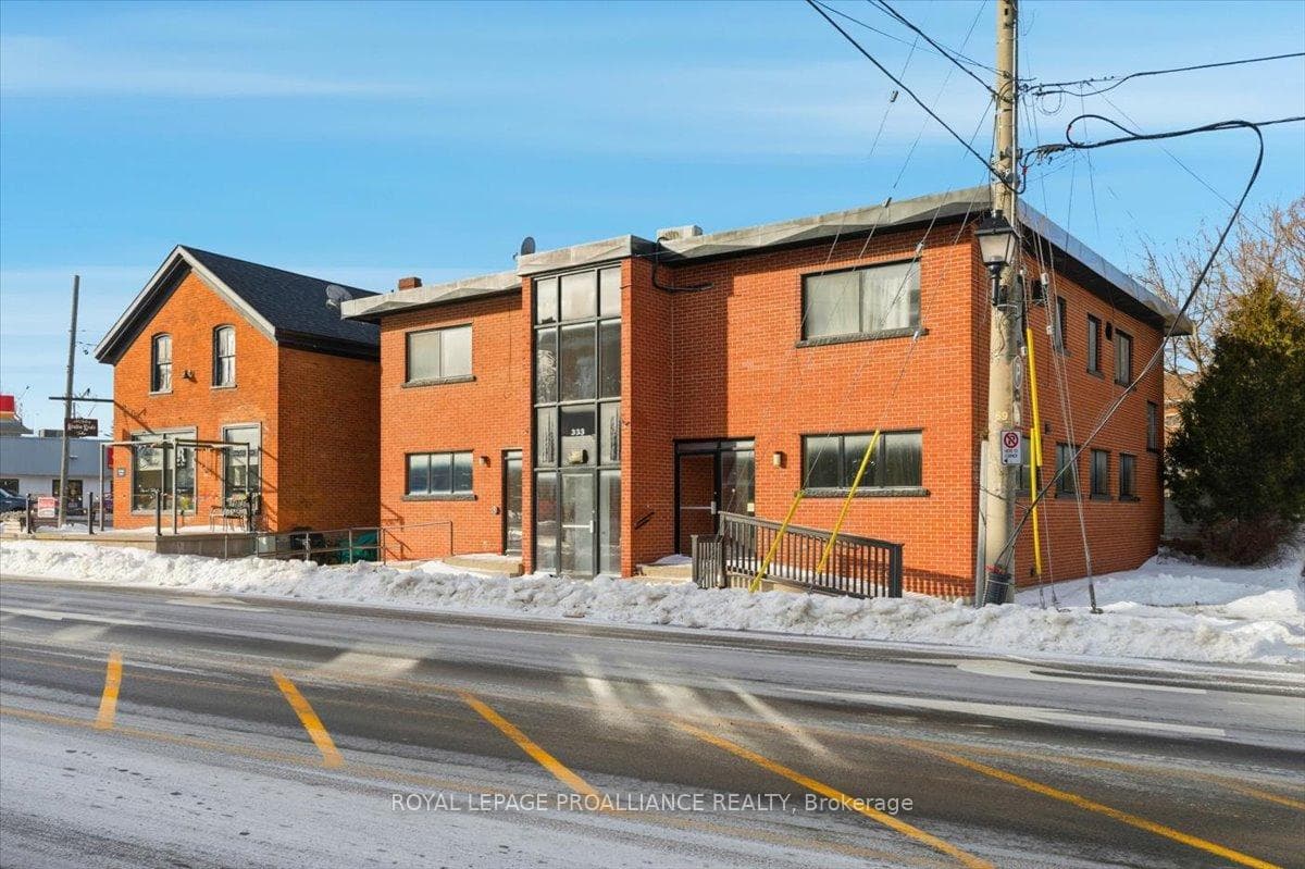 331 & 333 Picton Main Street, Prince Edward County, ON K0K 2T0, Prince Edward County — photo 1