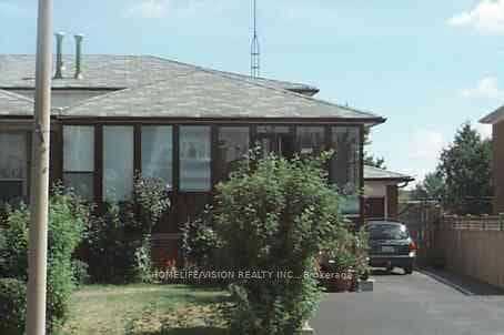 3766 Darla Drive E, Mississauga, ON L4T 2C9, Mississauga — photo 1
