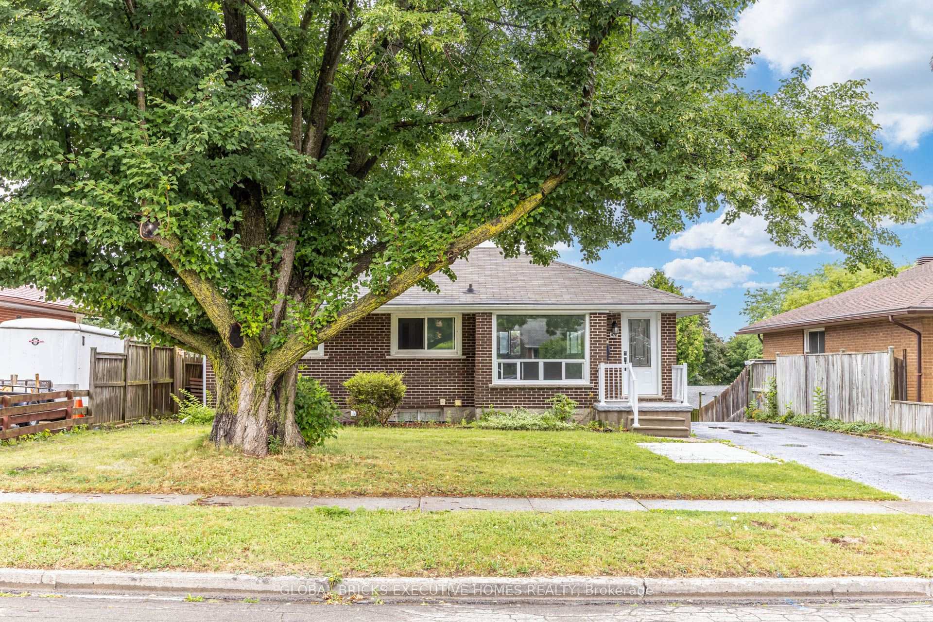 100 Lauris Avenue, Cambridge, ON N1R 5L4, Cambridge — photo 1
