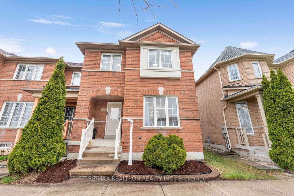 2334 Bur Oak Avenue, Markham, ON L6E 1L6, Markham — photo 1