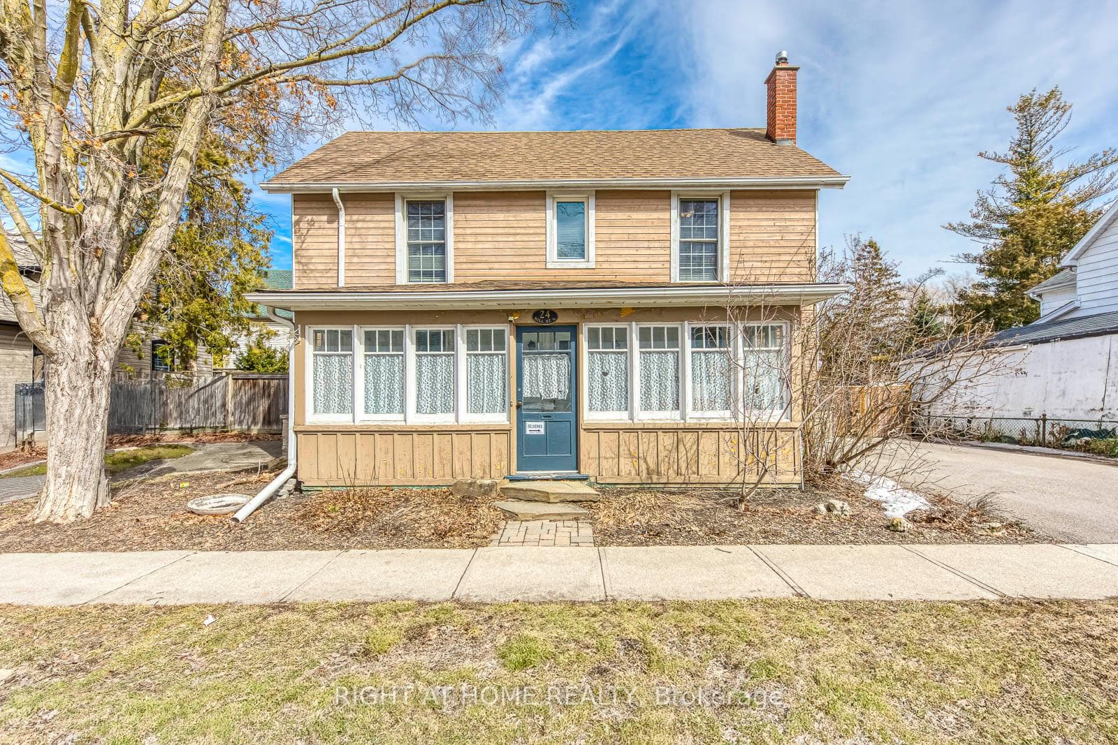 24 Mill Street N, Brampton, ON L6X 1S6, Brampton — photo 1