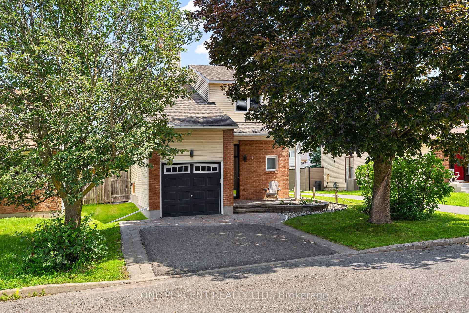 8 Rastila Crescent, Hunt Club - South Keys and Area, ON K1T 2C6, Hunt Club - South Keys and Area — photo 1