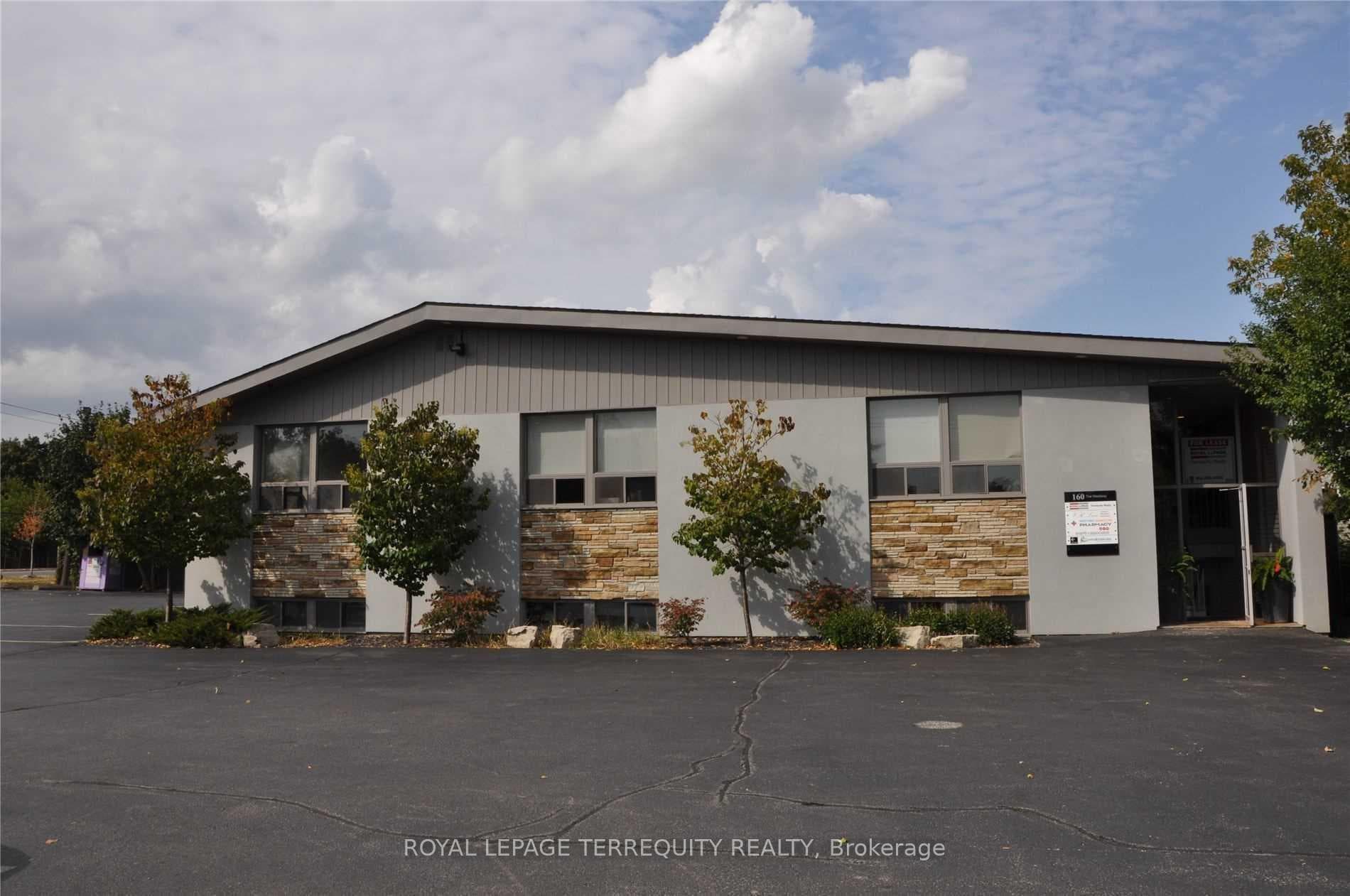 160 The Westway 16B, Toronto, ON M9P 2C1, Toronto W09 — photo 1