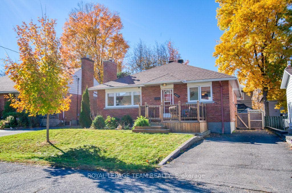 196 Allison Avenue, Woodroffe, ON K2B 5B9, Woodroffe — photo 1
