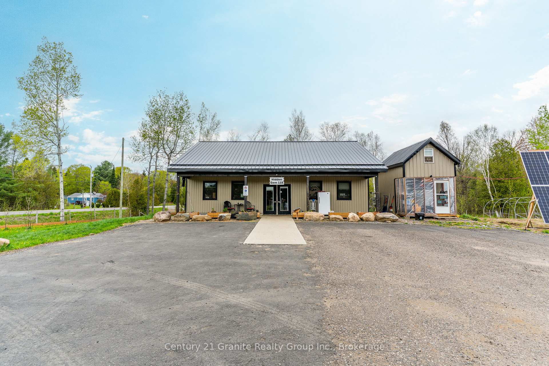 9734 Highway 118 W, Algonquin Highlands, ON K0M 1J2, Algonquin Highlands — photo 1