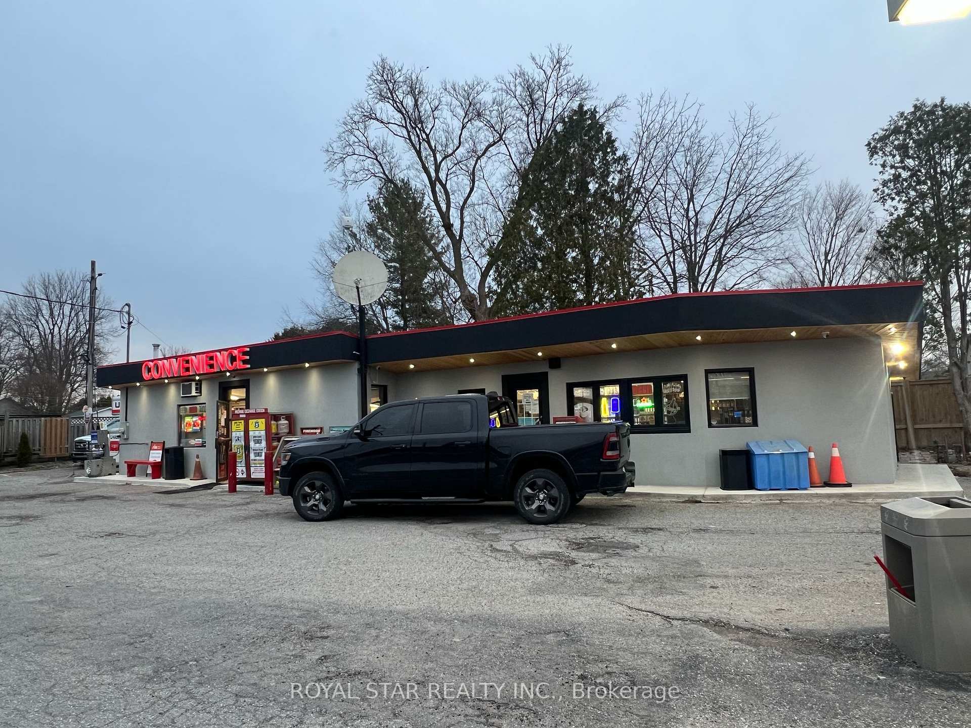 3 West Street N, Norwich, ON N0J 1X0, Norwich — photo 1
