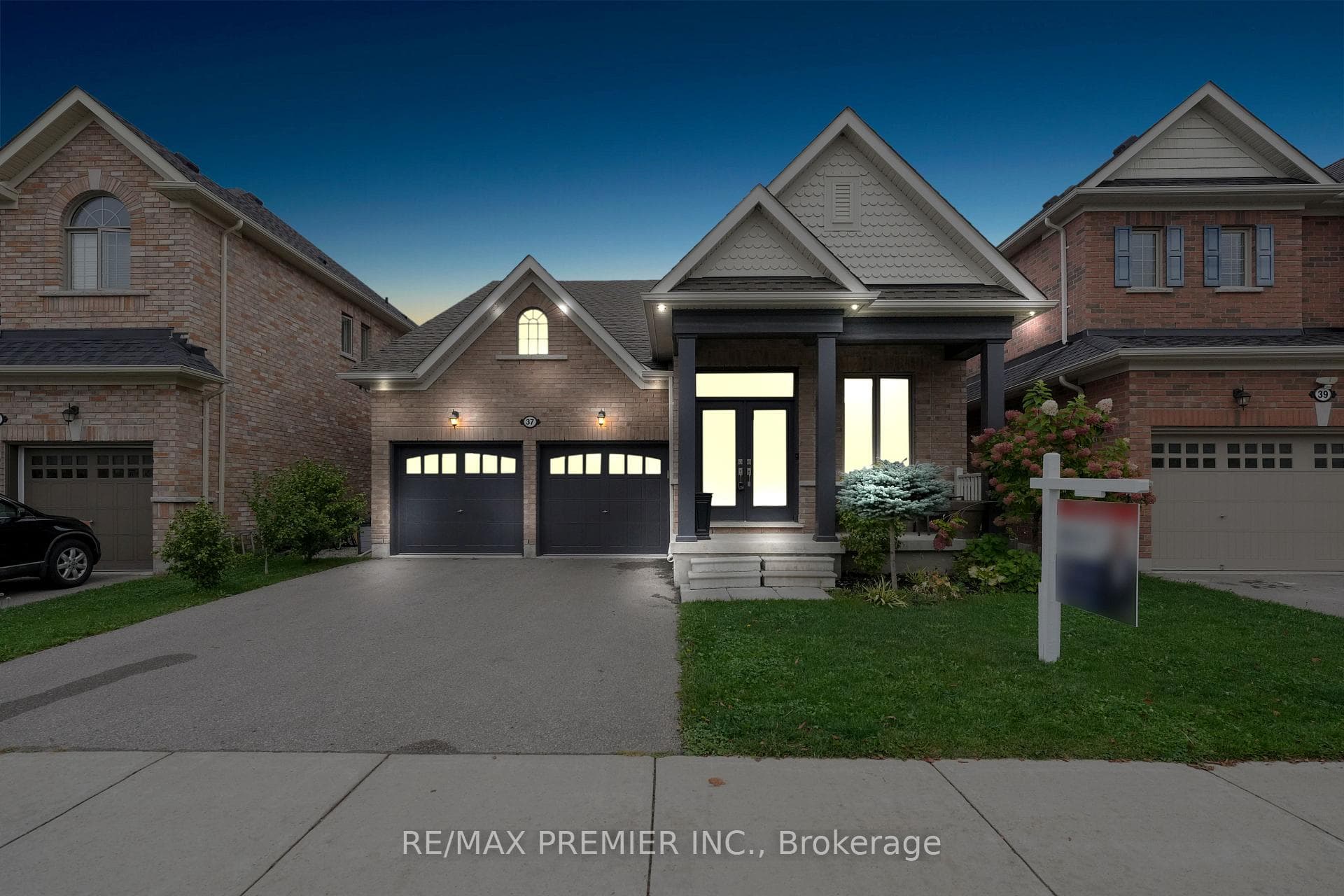 37 Walls Crescent, New Tecumseth, ON L0G 1W0, New Tecumseth — photo 1