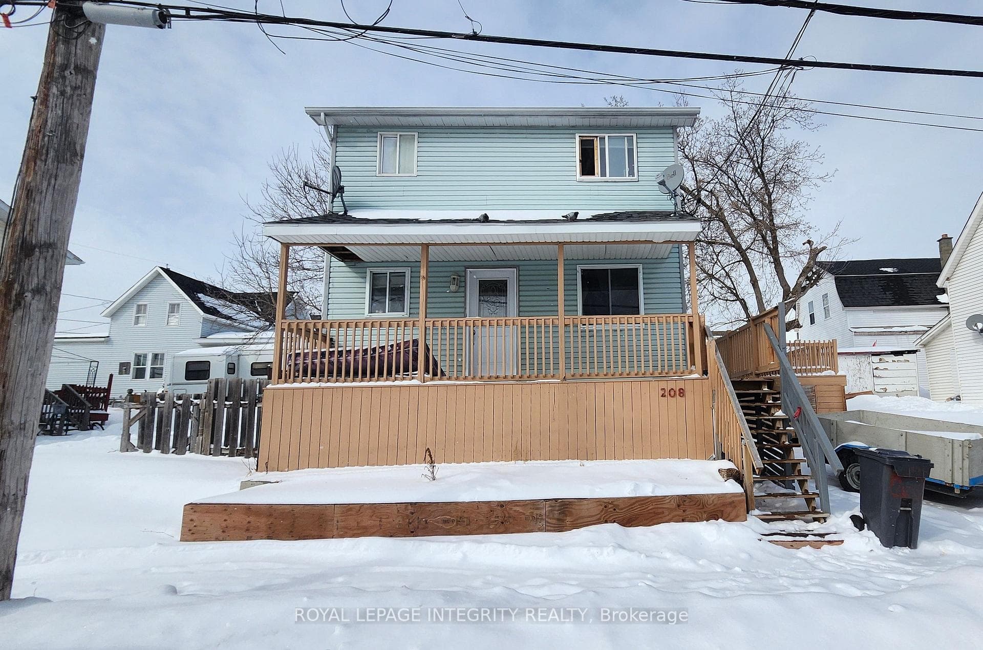 208 Prince Albert Street, Cornwall, ON K6H 1J7, Cornwall — photo 1