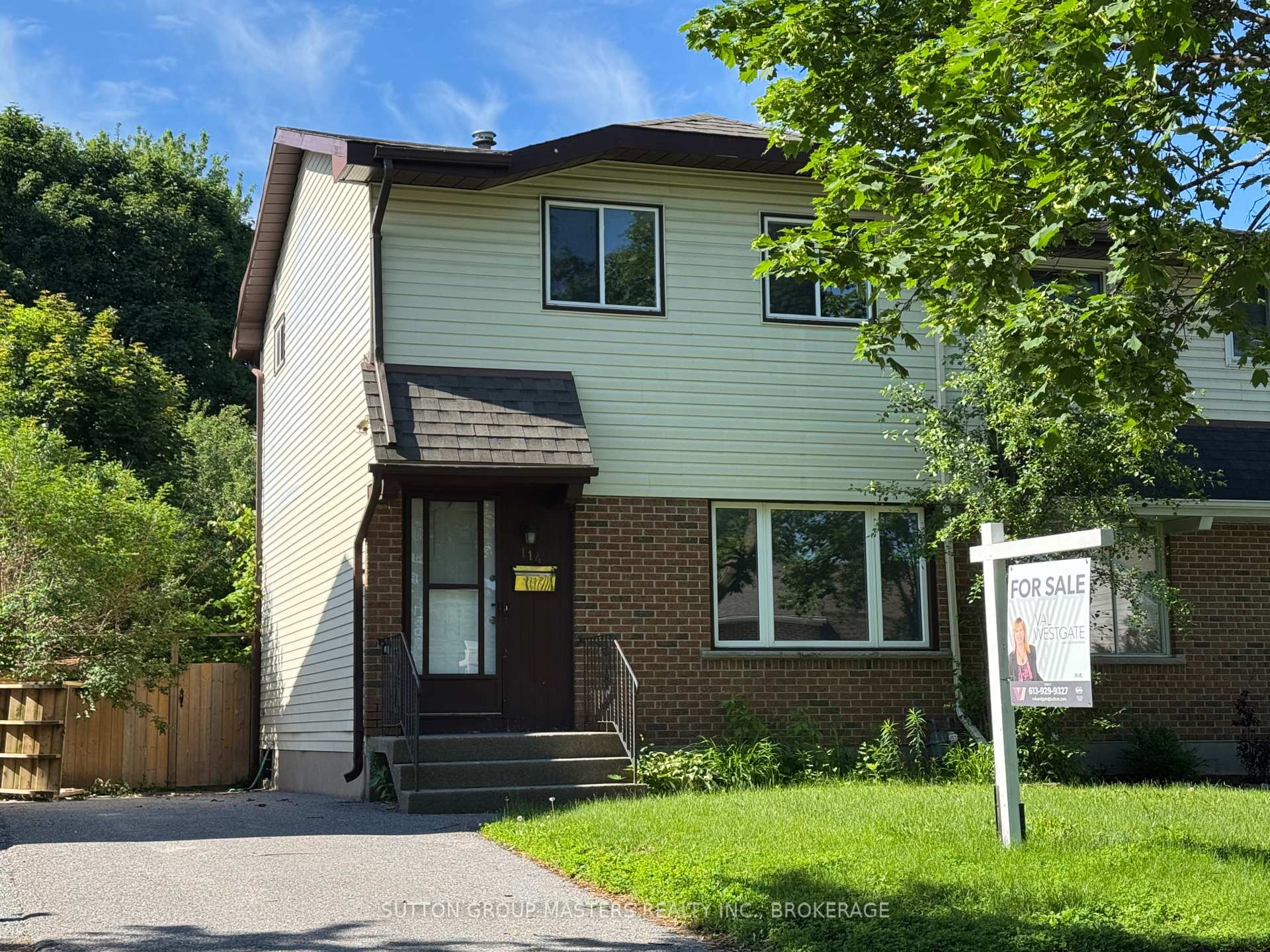 114 Wycliffe Crescent, Kingston, ON K7K 6B4