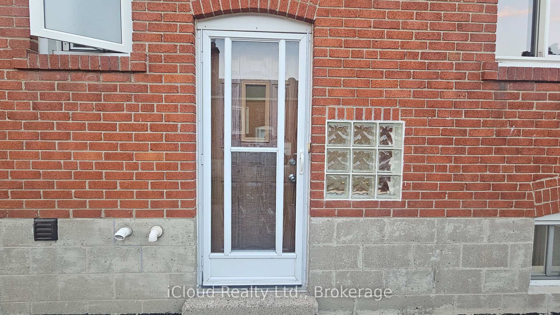 32 Frey Crescent Basement, Toronto, ON M1R 2C6, Toronto E04 — photo 1