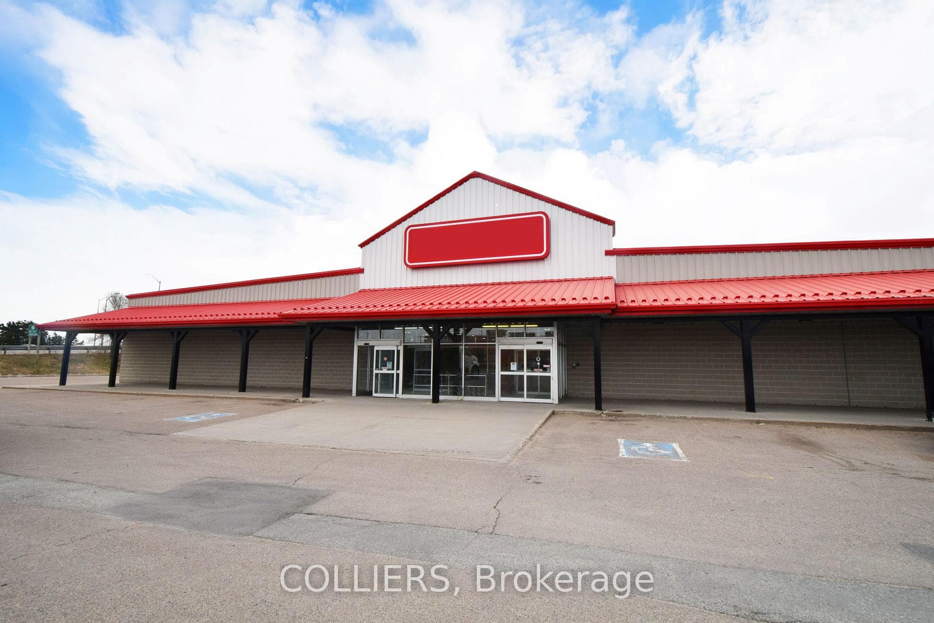 60 Staye Court Drive, Arnprior, ON K7S 3G8, Arnprior — photo 1