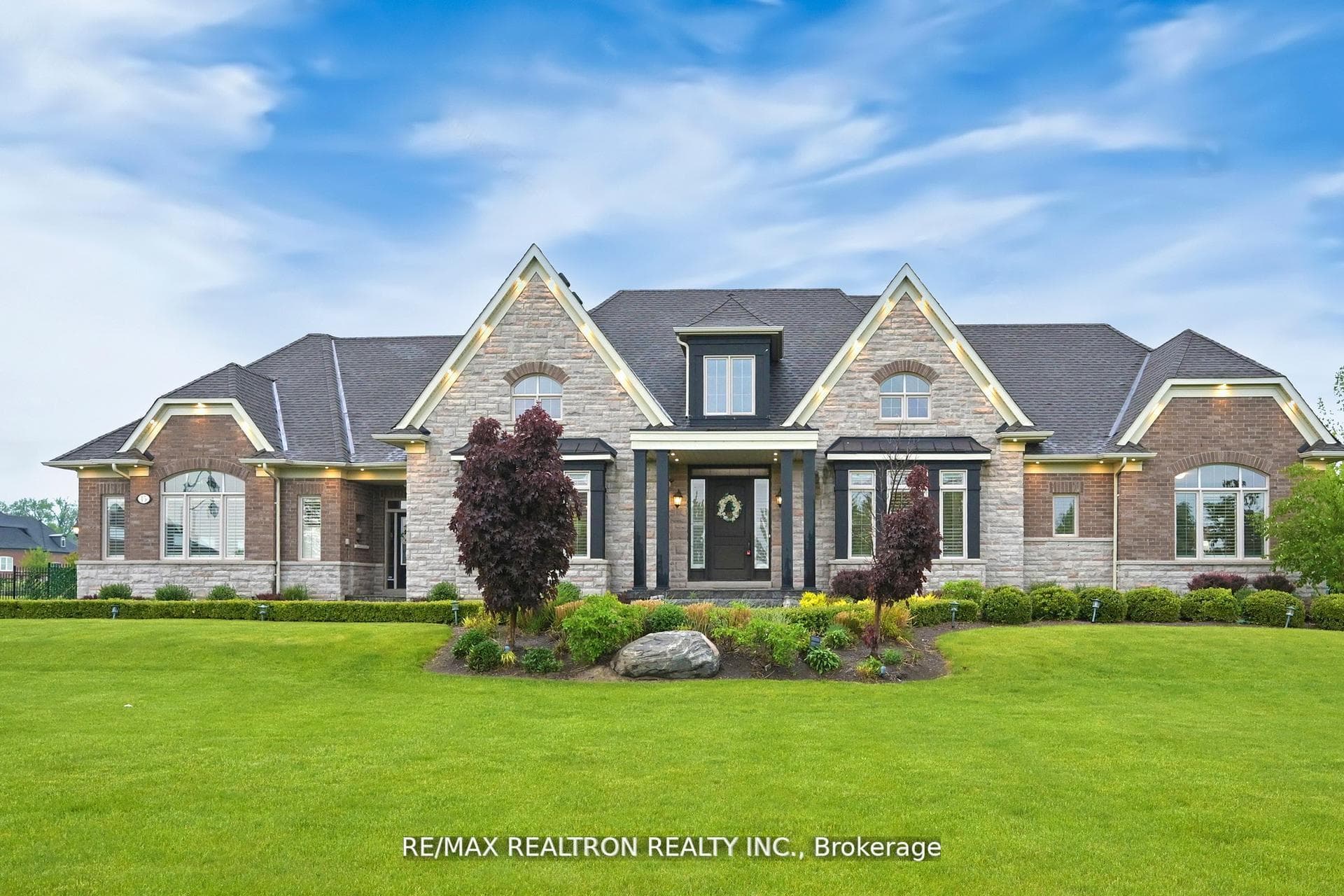 15 Pine Vista Avenue, Whitchurch-Stouffville, ON L4A 1R9, Whitchurch-Stouffville — photo 1