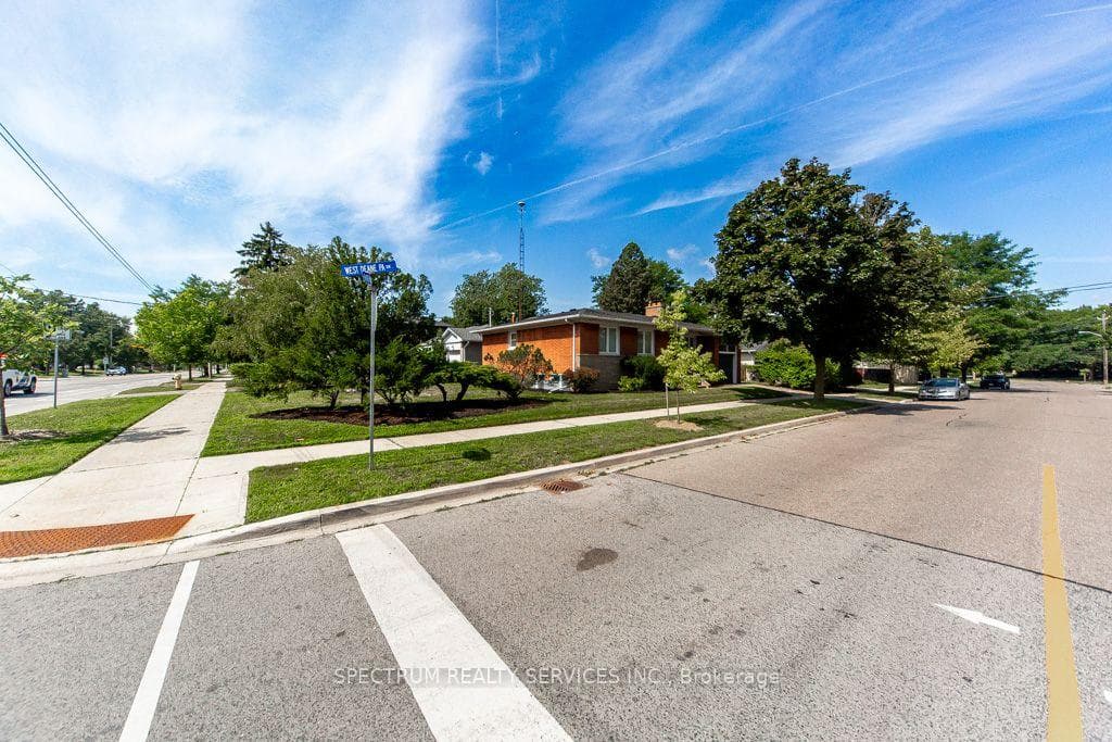 131 West Deane Park Drive, Toronto, ON M9B 2S6, Toronto W08 — photo 1