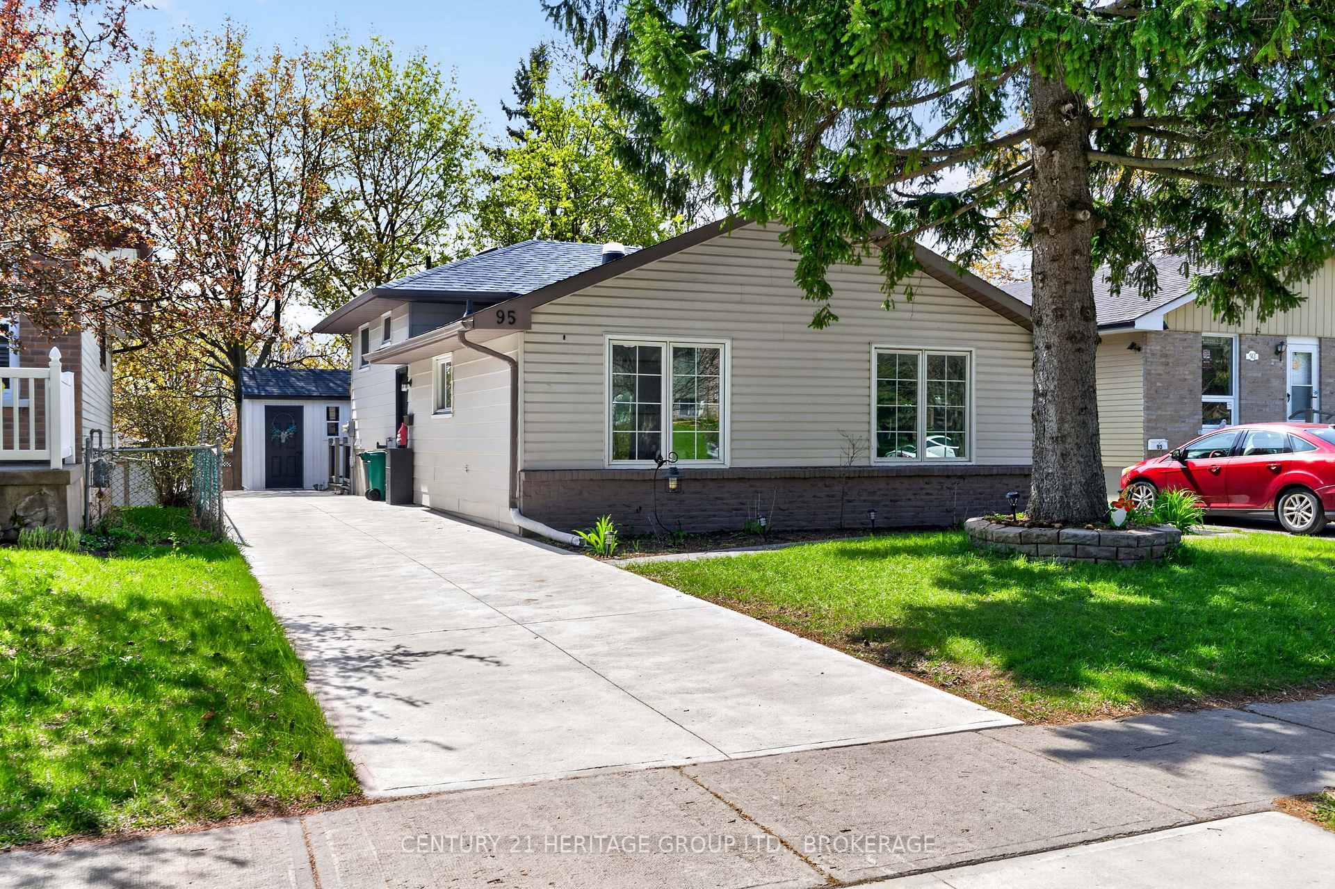 95 Virginia Street, Kingston, ON K7K 5Y3
