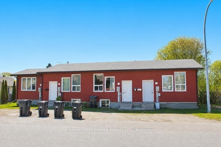 303 Frederica Street W, Thunder Bay, ON P7E 3W4, Thunder Bay — photo 1