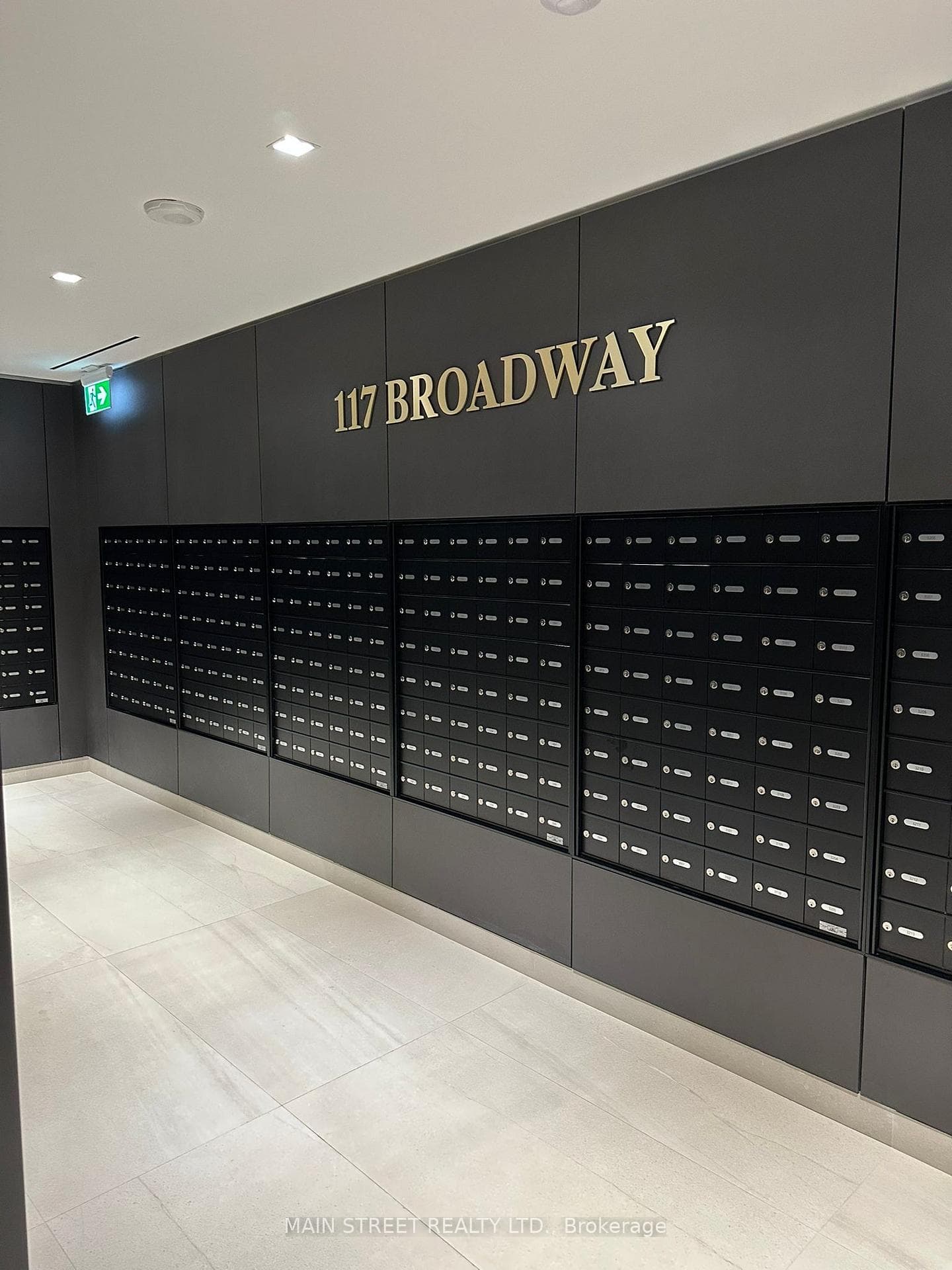 117 Broadway Avenue 2207, Toronto, ON M4P 1V3, Toronto C10 — photo 1
