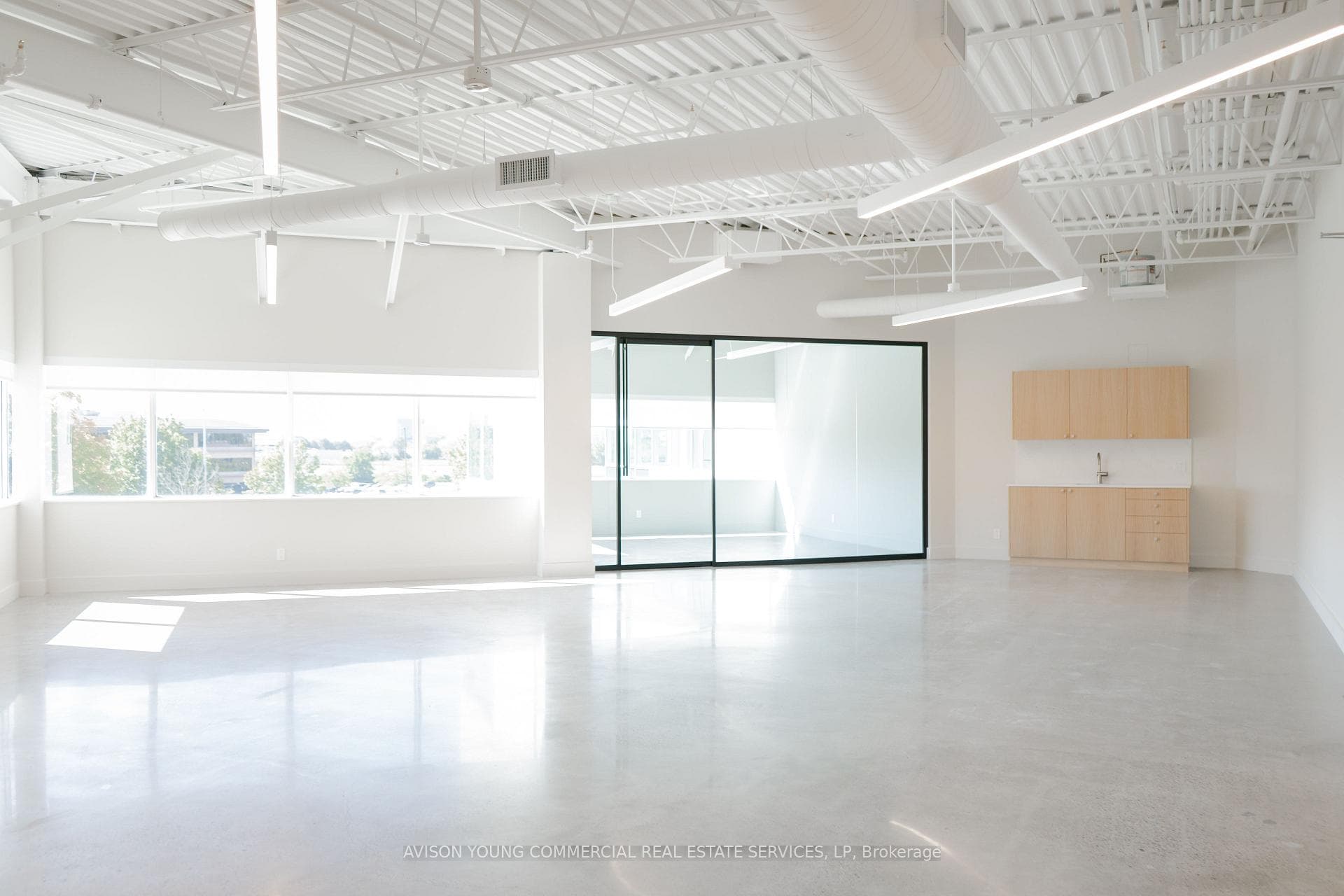 145 Renfrew Drive 202, Markham, ON L3R 9R6, Markham — photo 1