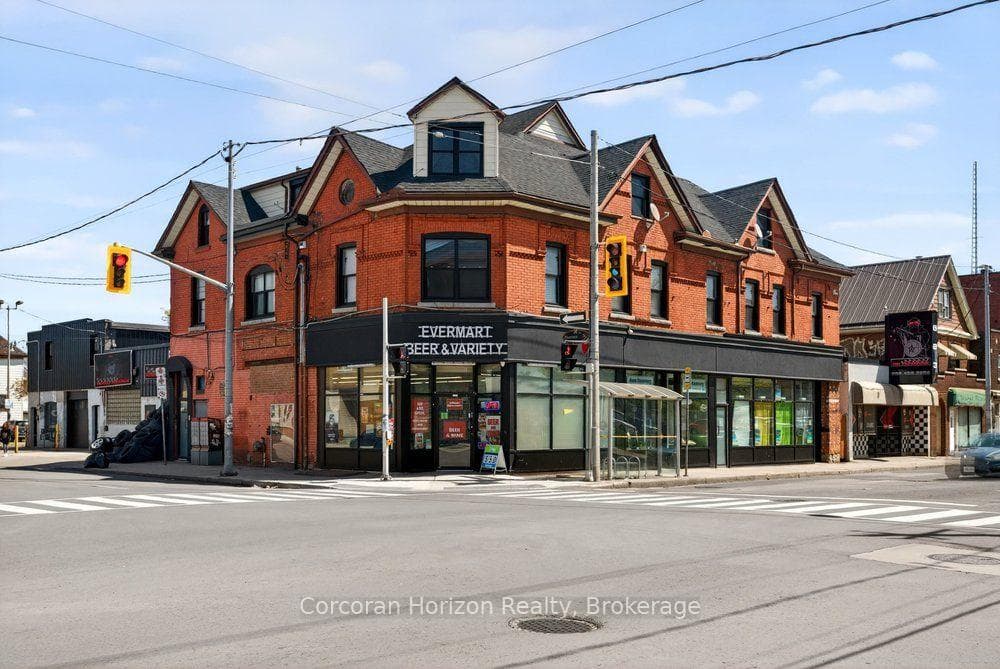 677 Barton Street E Main, Hamilton, ON L8H 2W1, Hamilton — photo 1