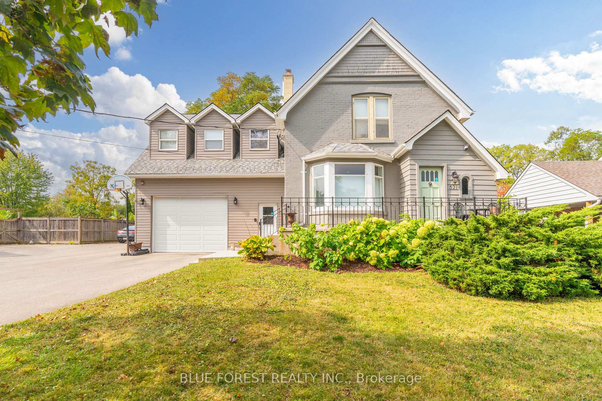 521 Upper Queen Street, London South, ON N6C 3T8, London South — photo 1