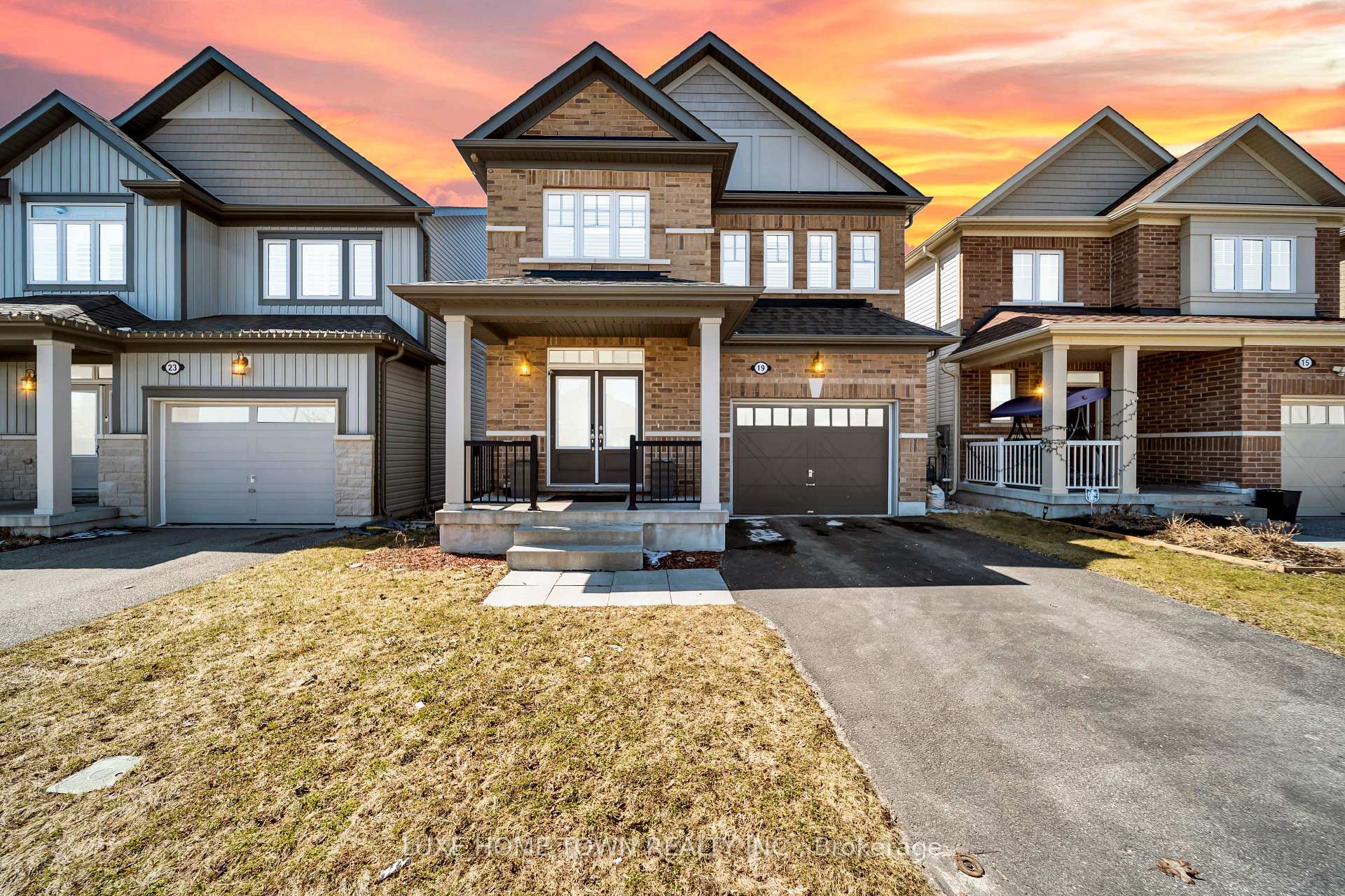19 Findlay Way, Centre Wellington, ON N1M 0A4, Centre Wellington — photo 1