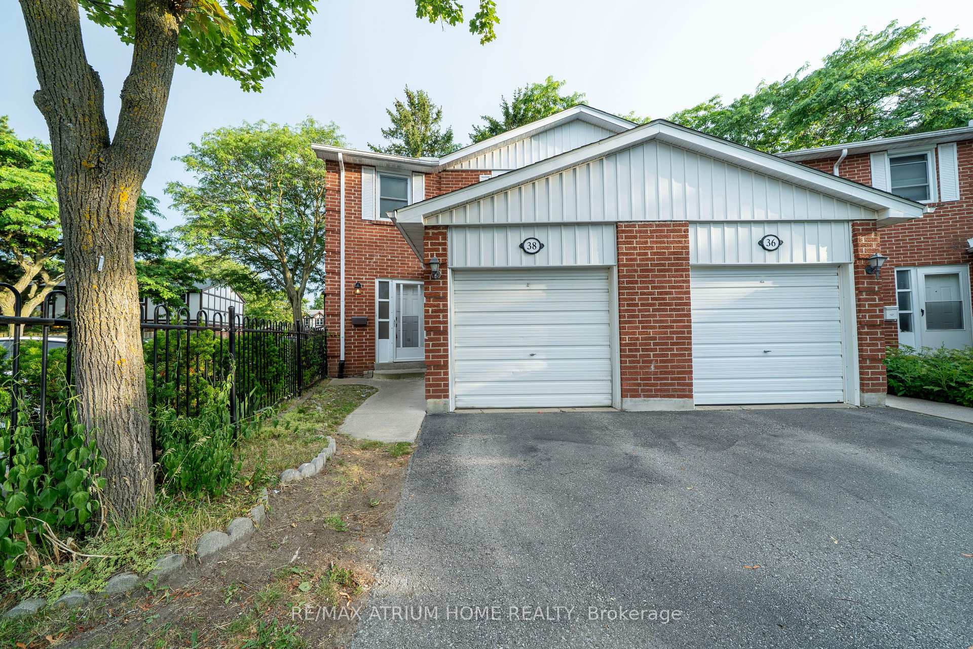 38 Reith Way, Markham, ON L3T 5C7, Markham — photo 1