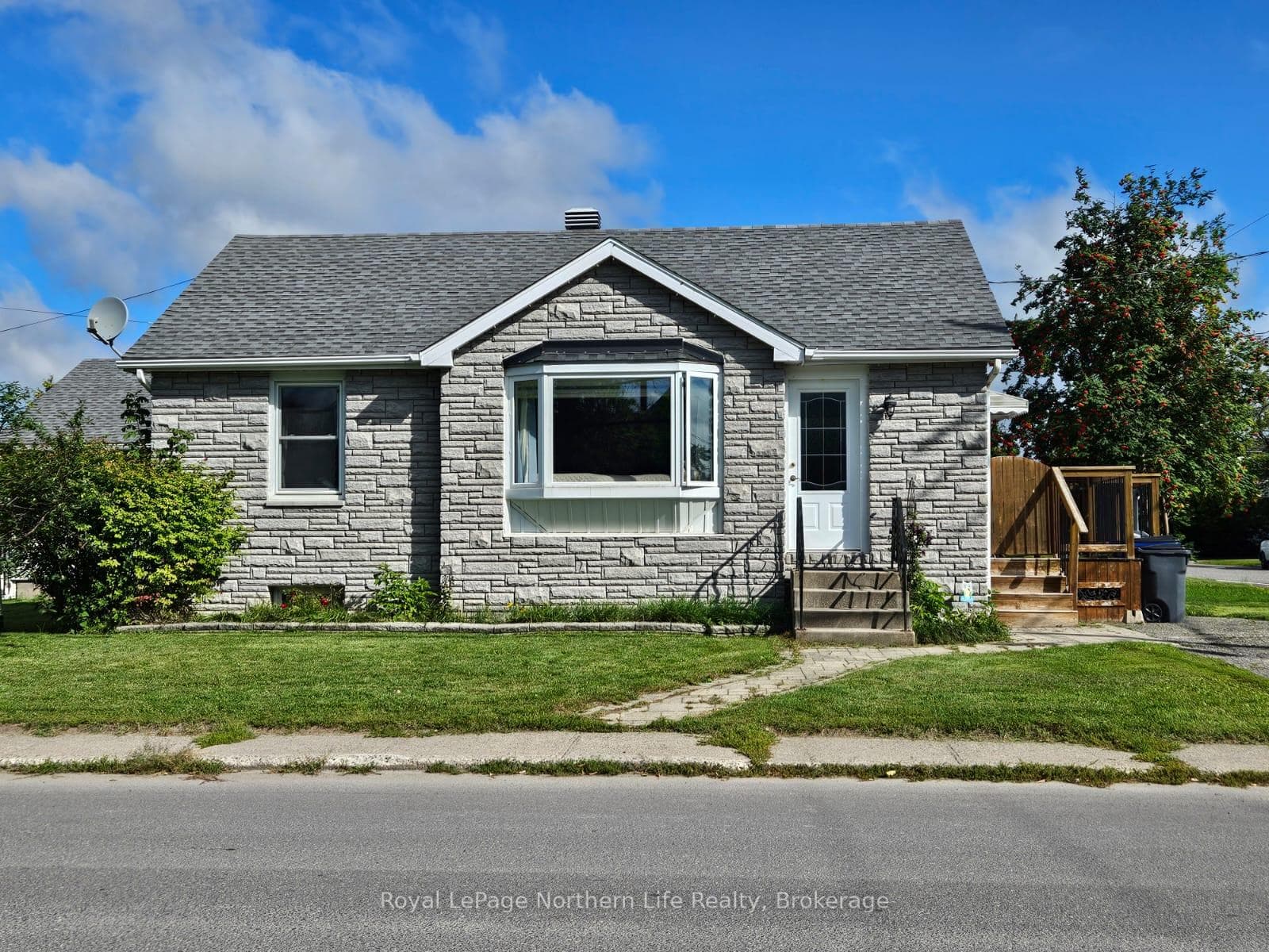 184 MAY Street, Temiskaming Shores, ON P0J 1P0, Temiskaming Shores — photo 1