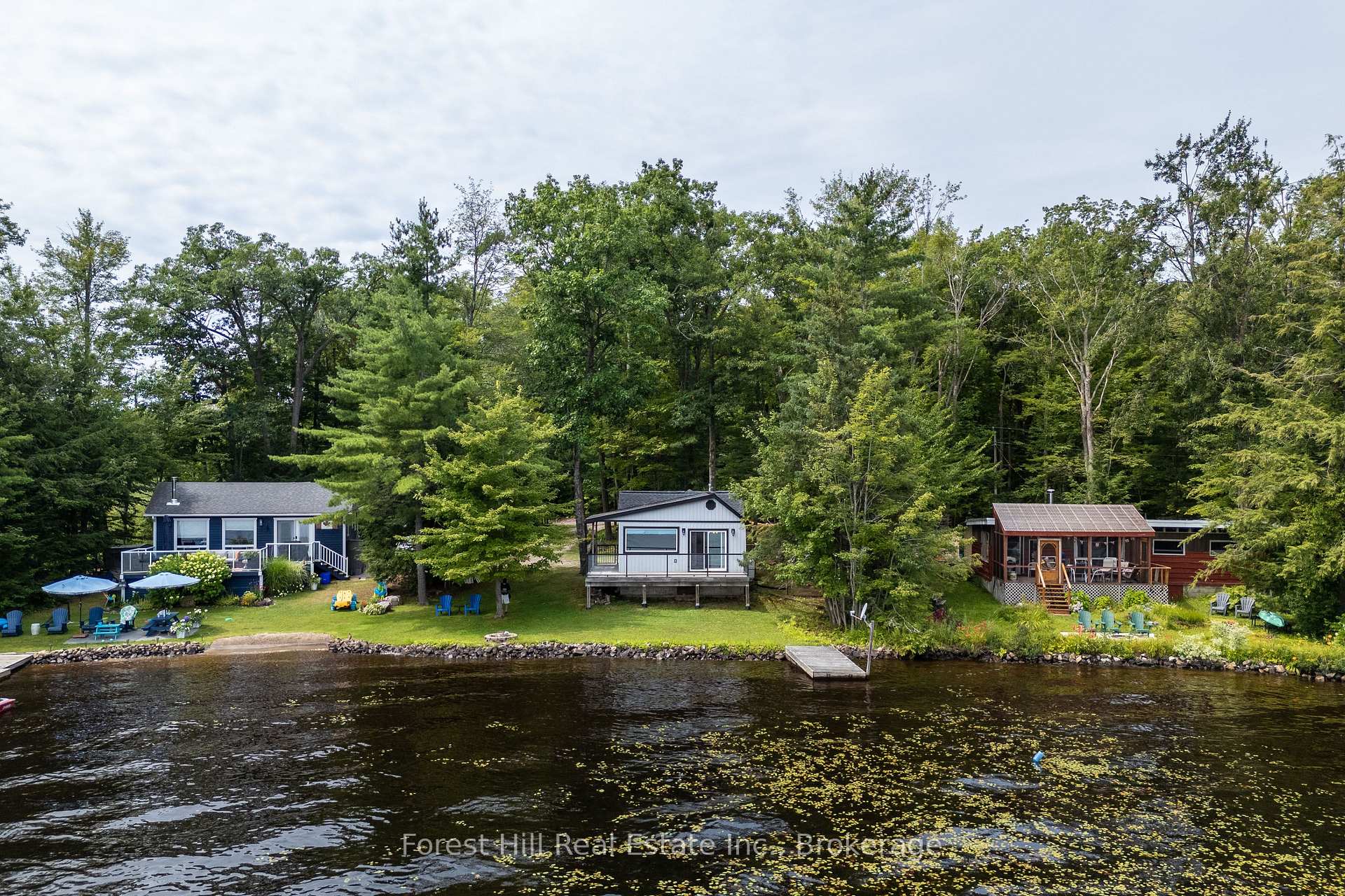 1048 West Black Lake Road, Muskoka Lakes, ON P0C 1M0, Muskoka Lakes — photo 1