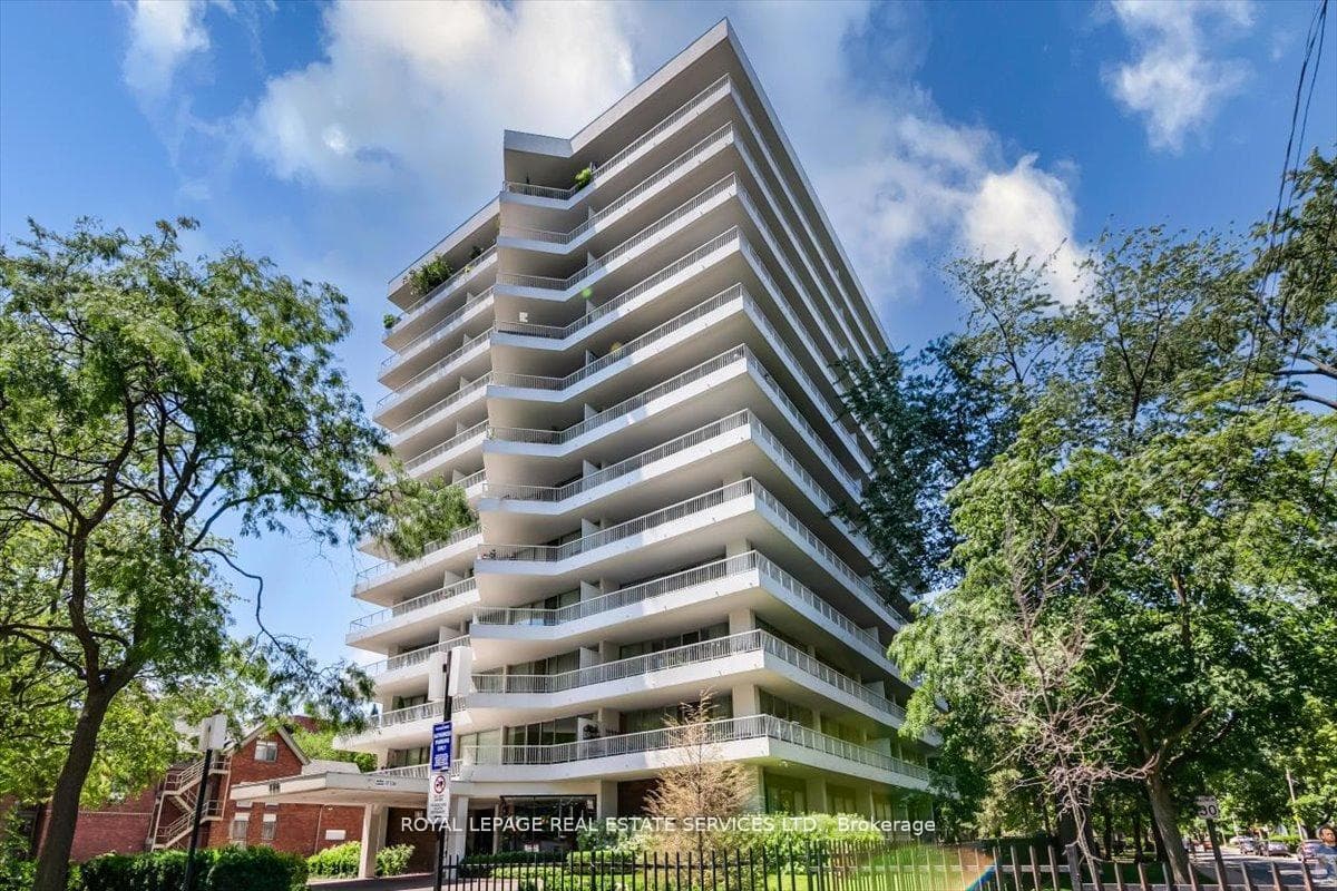 190 St George Street 501, Toronto, ON M5R 2N4