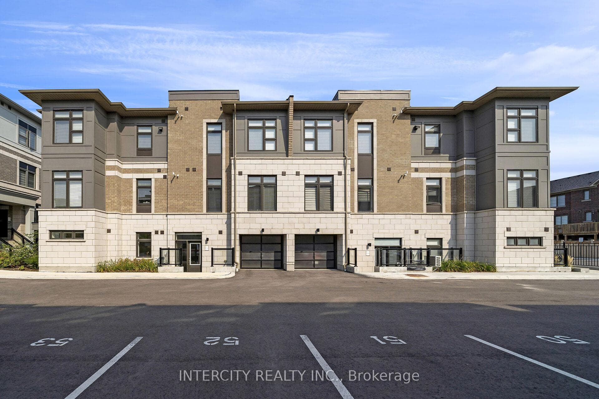 60 Halliford Place 701, Brampton, ON L6P 4R1, Brampton — photo 1