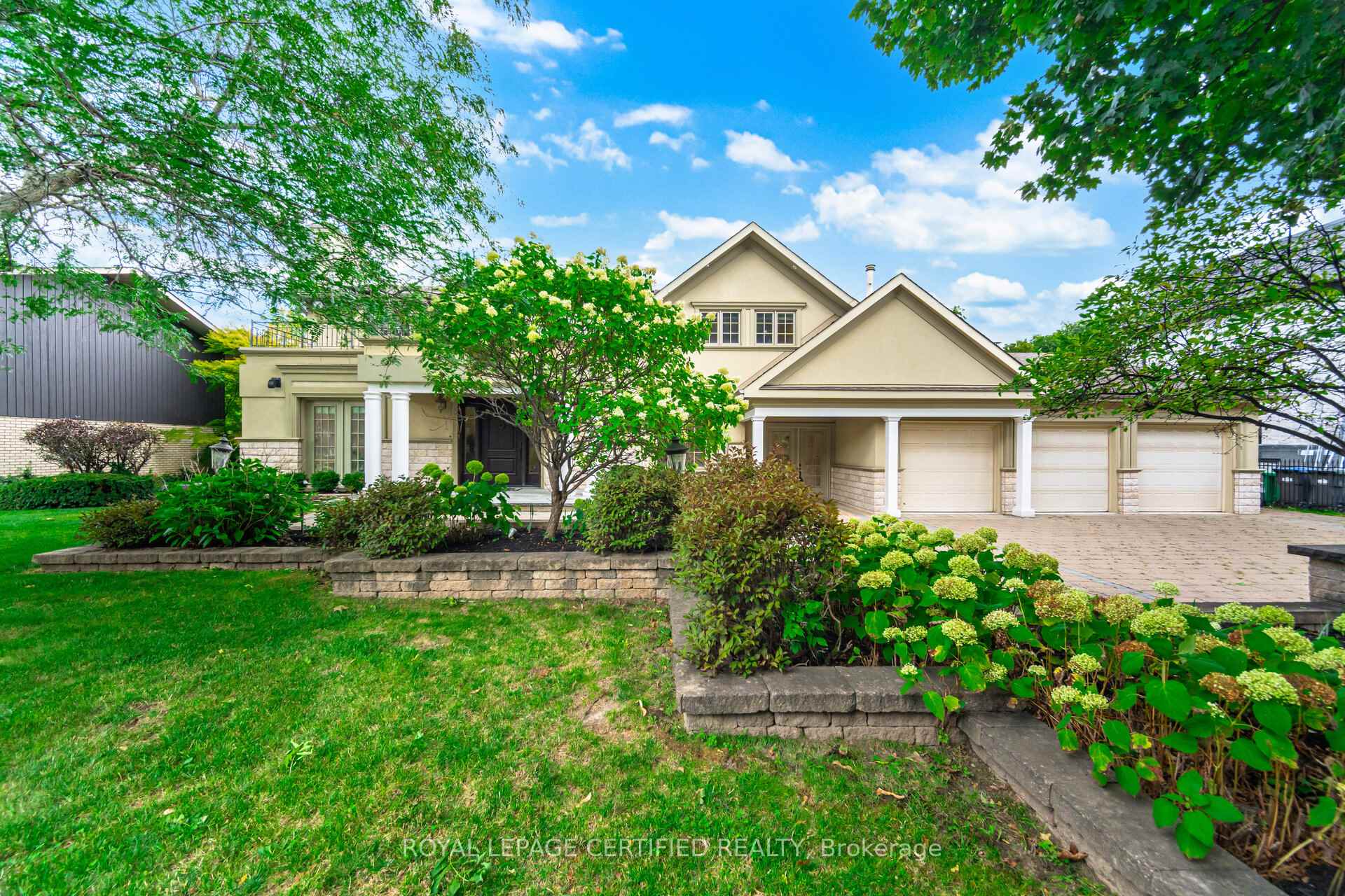 2197 Courrier Lane, Mississauga, ON L5C 1V1, Mississauga — photo 1