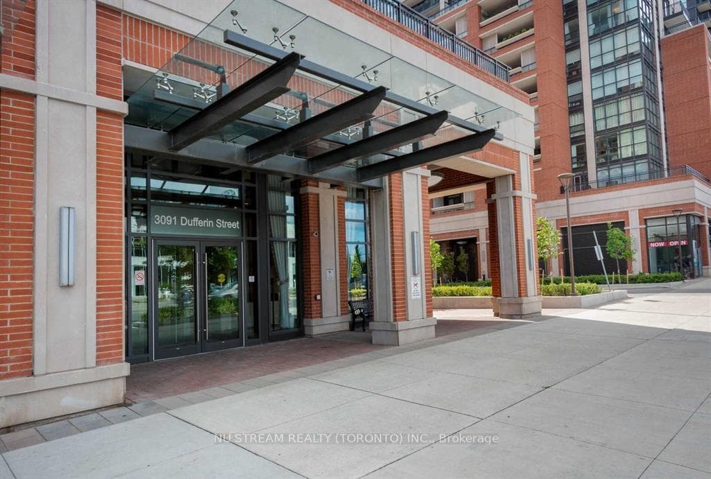 3091 Dufferin Street 613, Toronto, ON M6A 0C4, Toronto W04 — photo 1