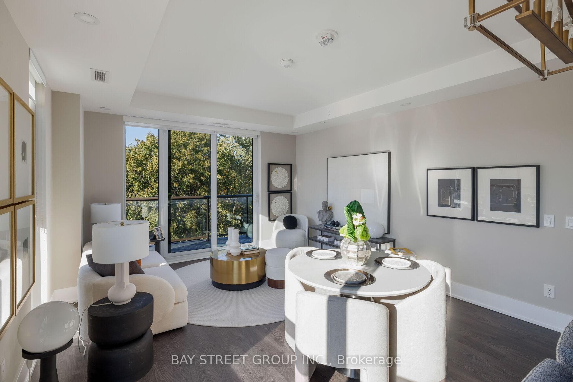 80 Vanauley Street 405, Toronto, ON M5T 0C9, Toronto C01 — photo 1