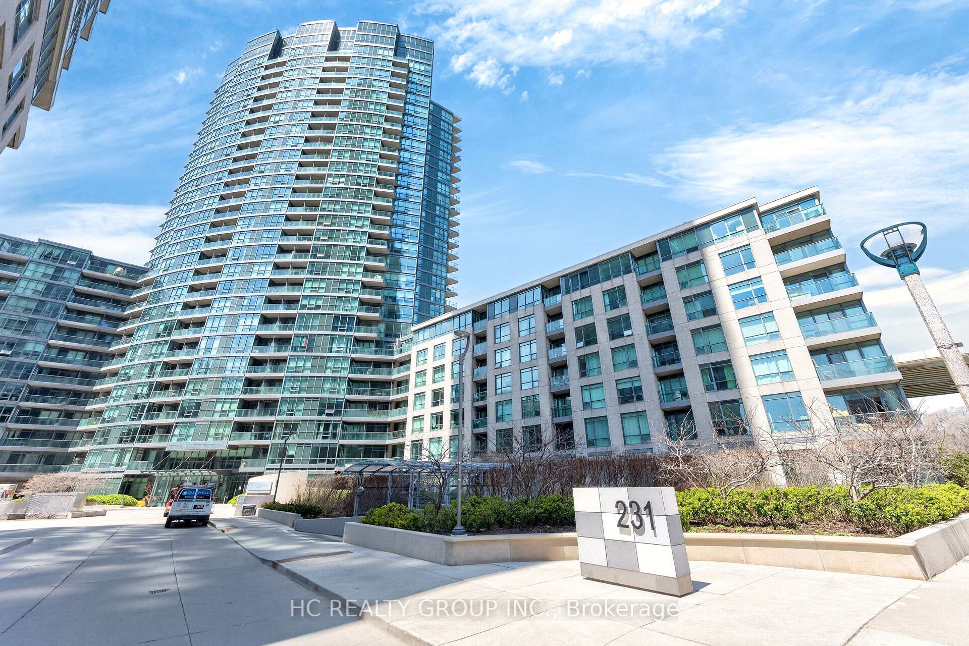 231 Fort York Boulevard 121, Toronto, ON M5V 1B2, Toronto C01 — photo 1